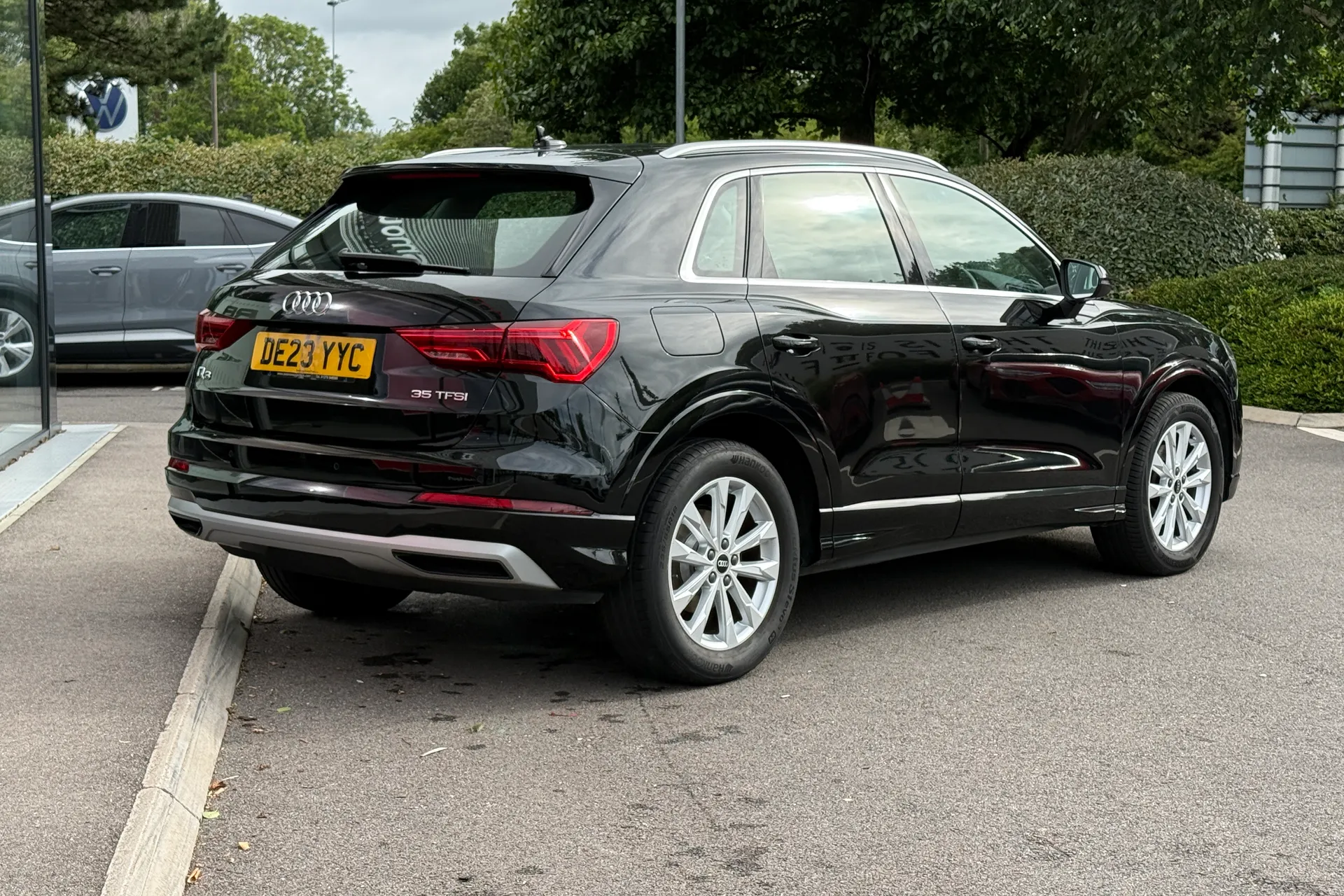 Audi Q3 thumbnail image number 26