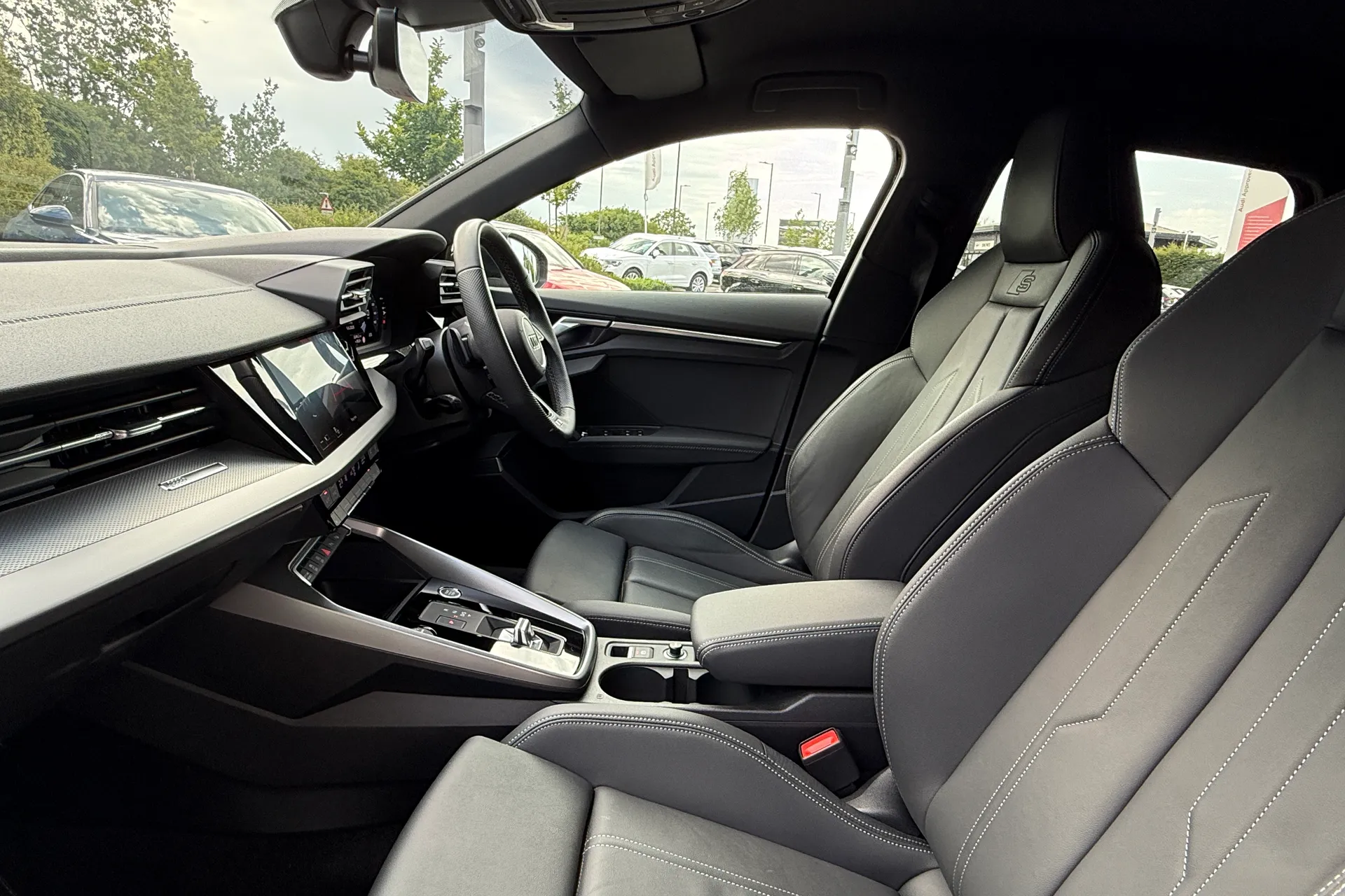 Audi A3 thumbnail image number 36