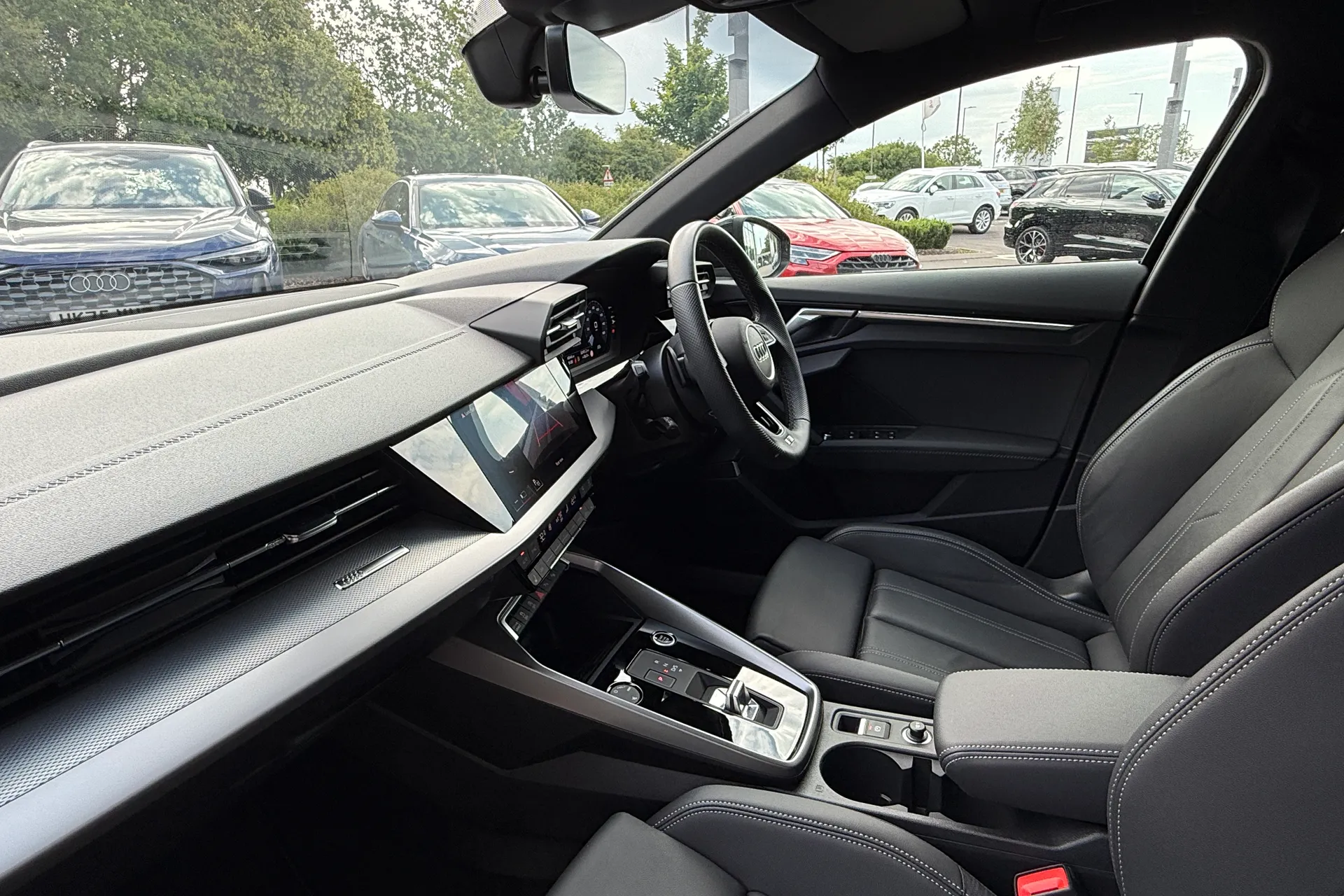 Audi A3 thumbnail image number 33
