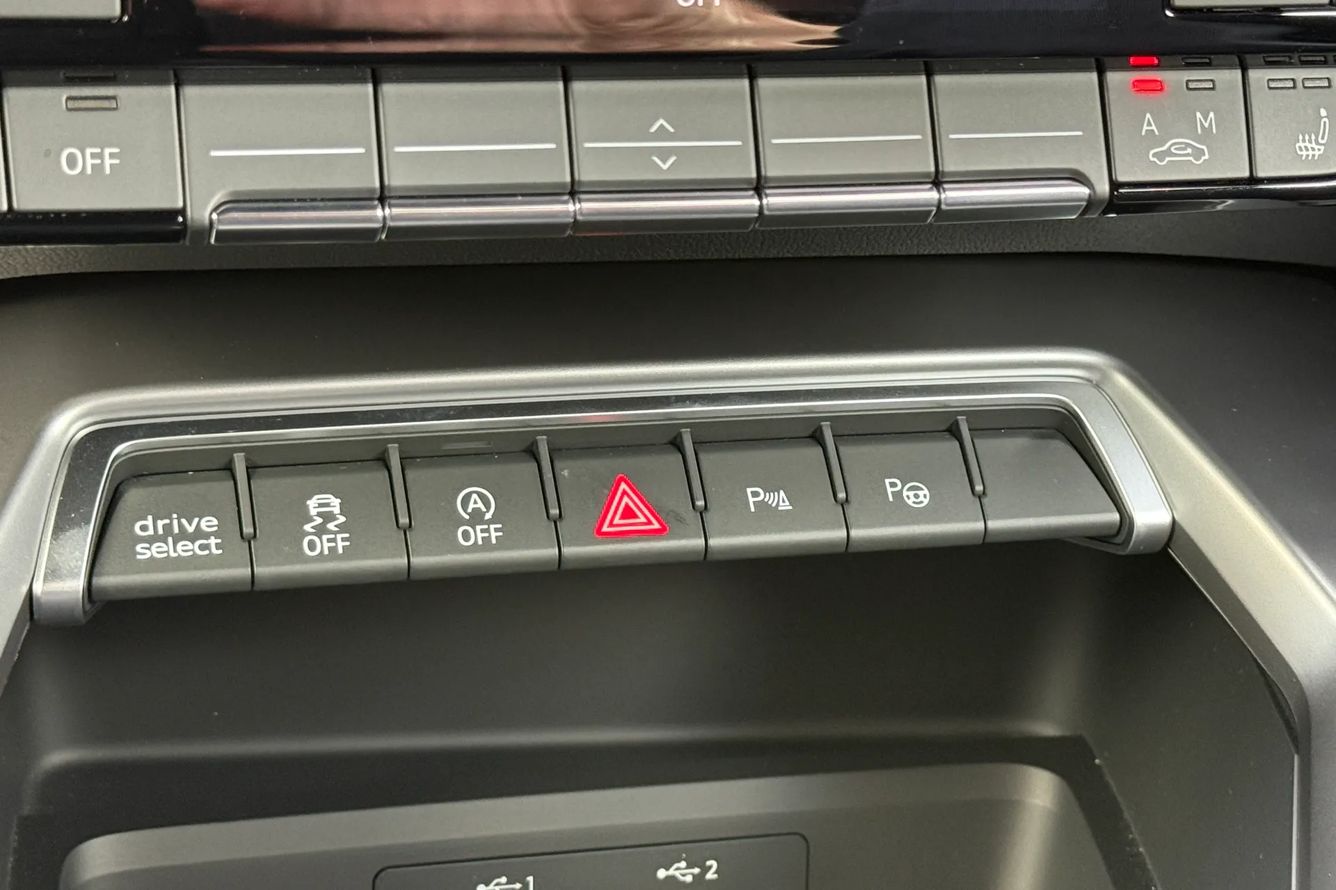 Audi A3 thumbnail image number 43