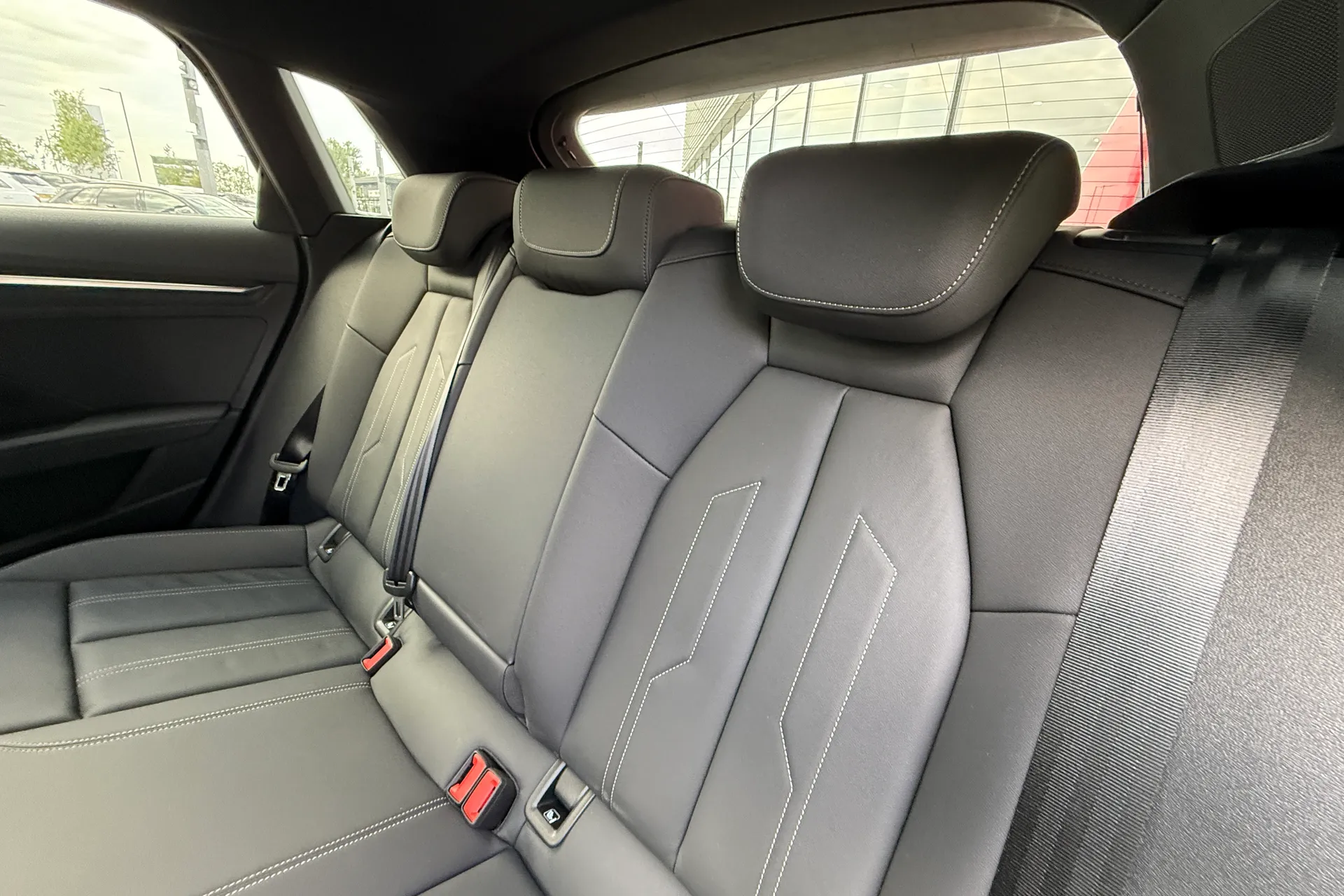 Audi A3 thumbnail image number 44