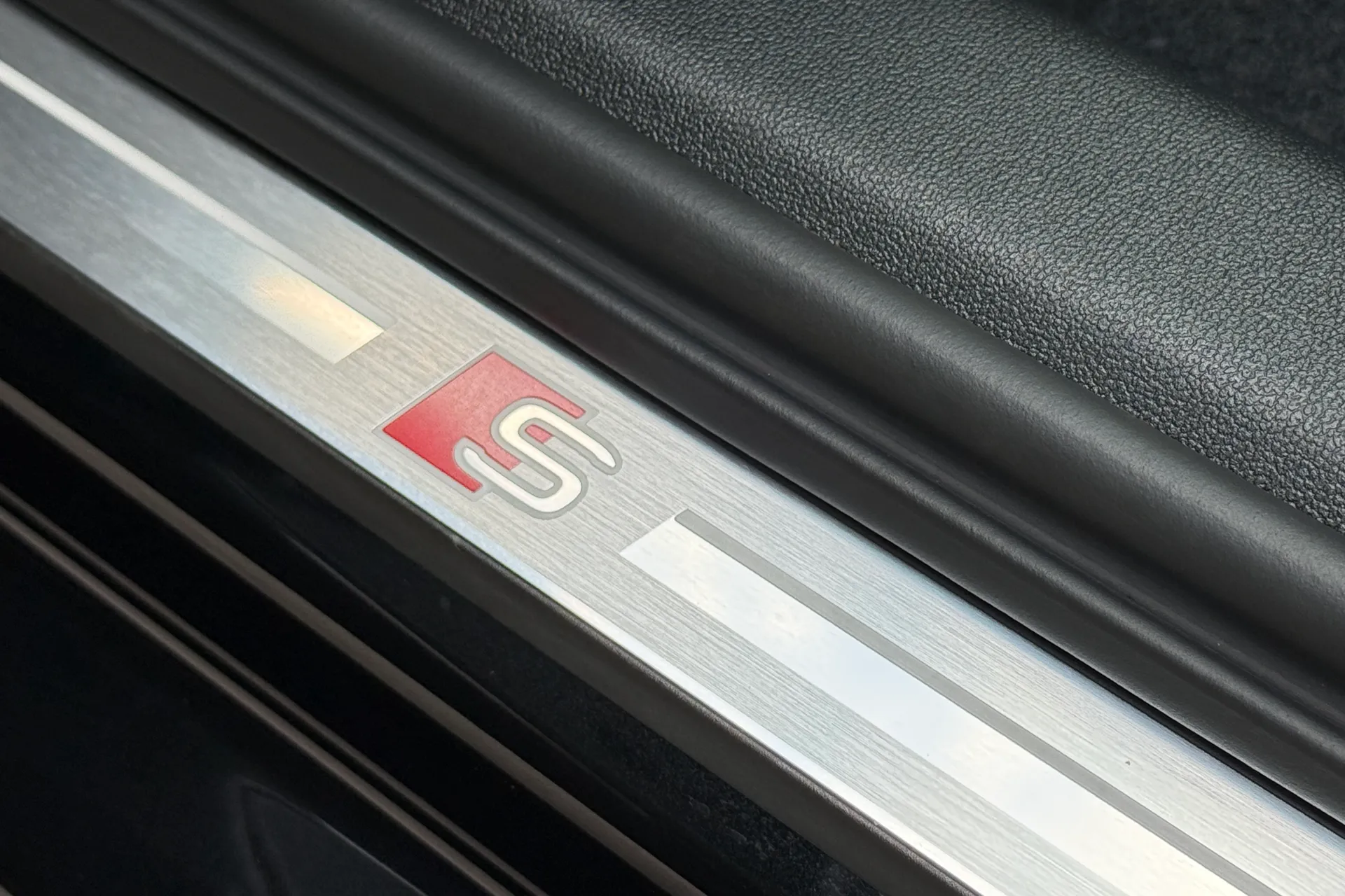 Audi A3 thumbnail image number 41