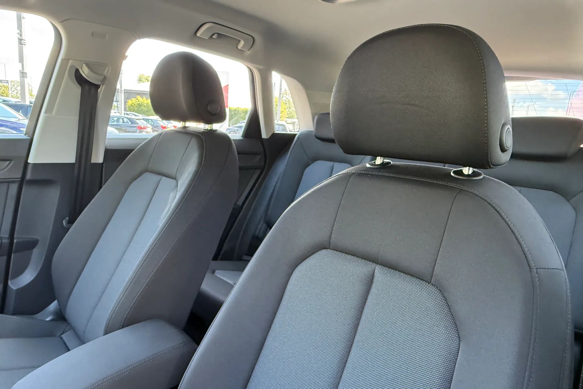 Audi Q3 thumbnail image number 45