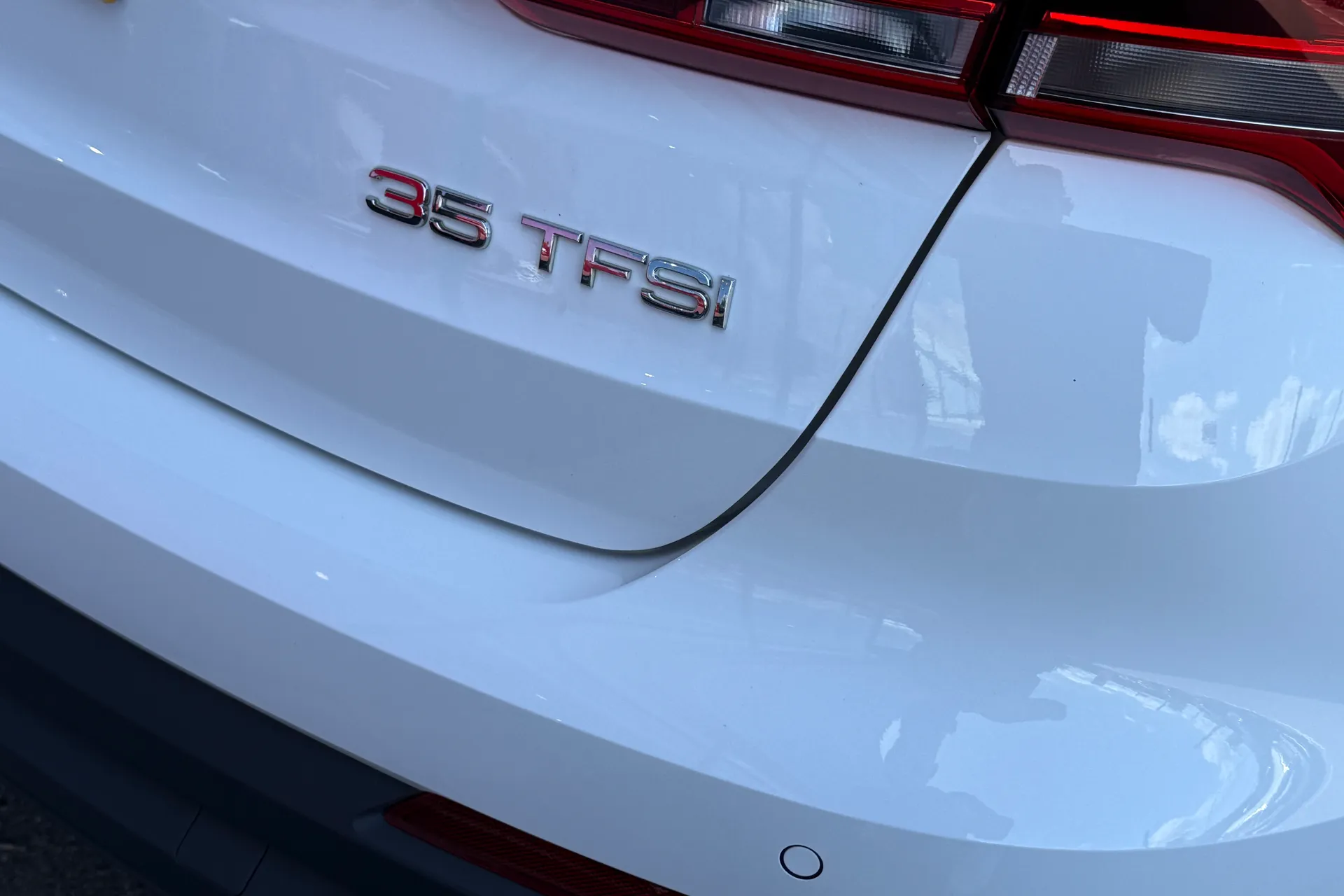 Audi Q3 thumbnail image number 21