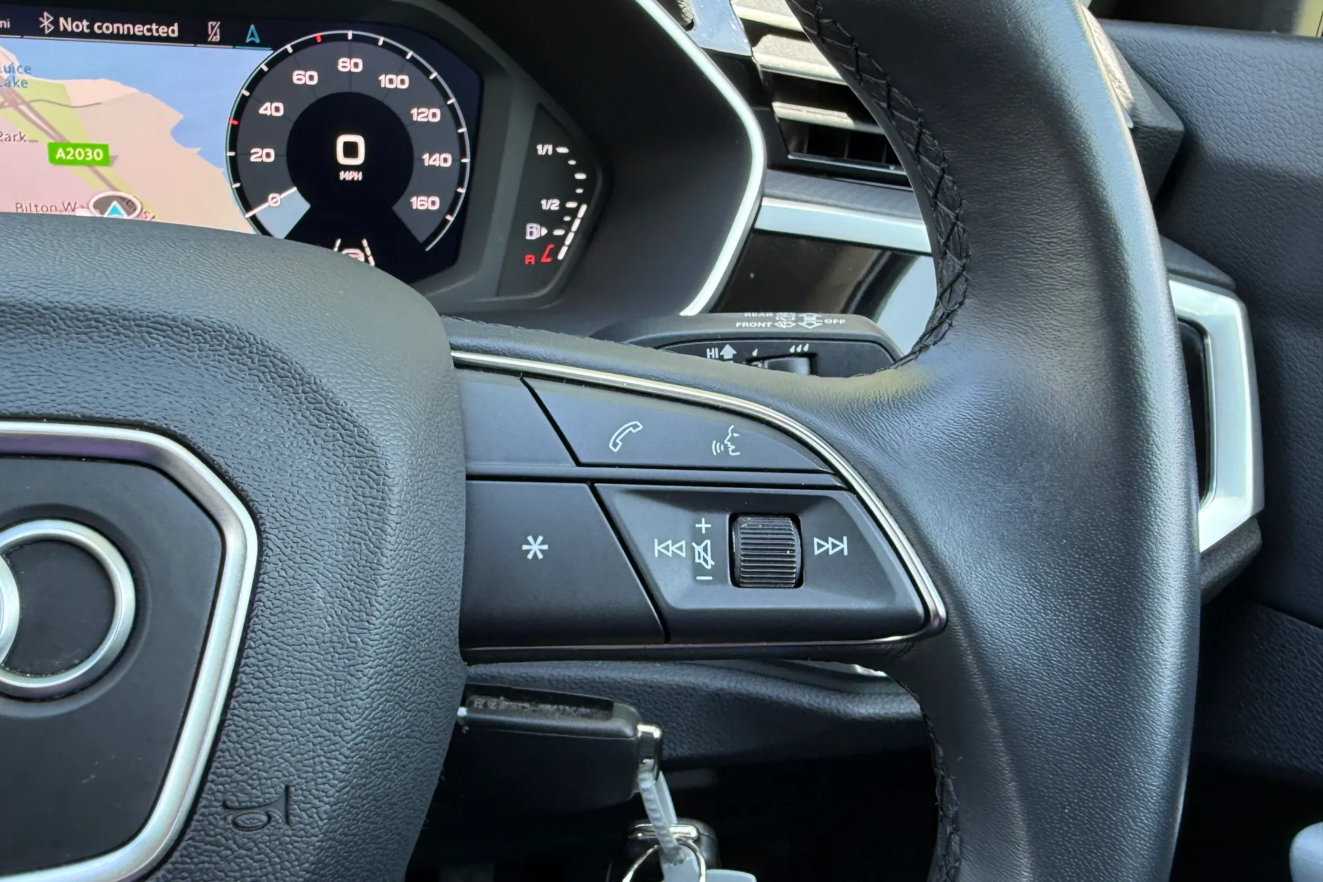Audi Q3 thumbnail image number 29