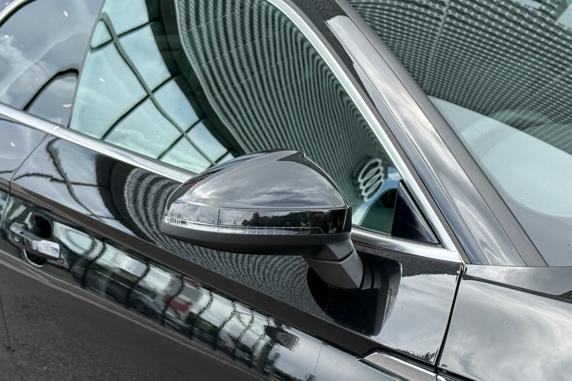 Audi A5 thumbnail image number 23