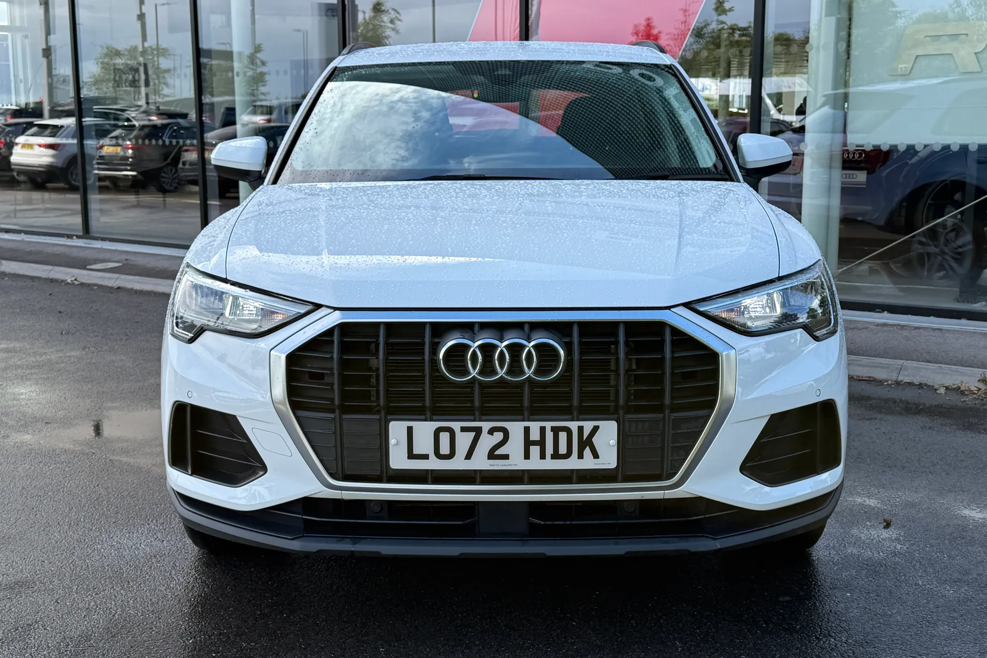 Audi Q3 thumbnail image number 9
