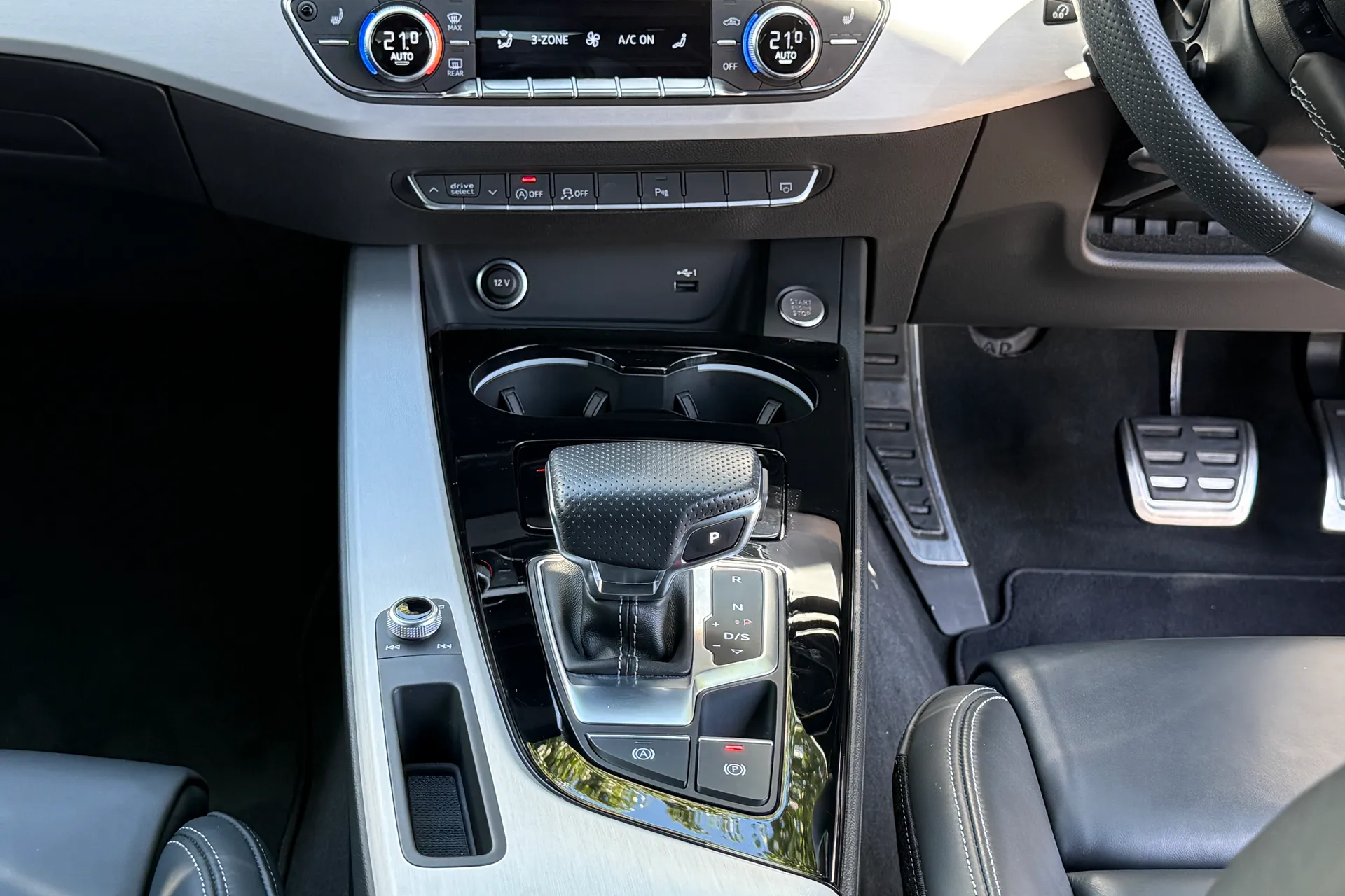 Audi A5 thumbnail image number 42