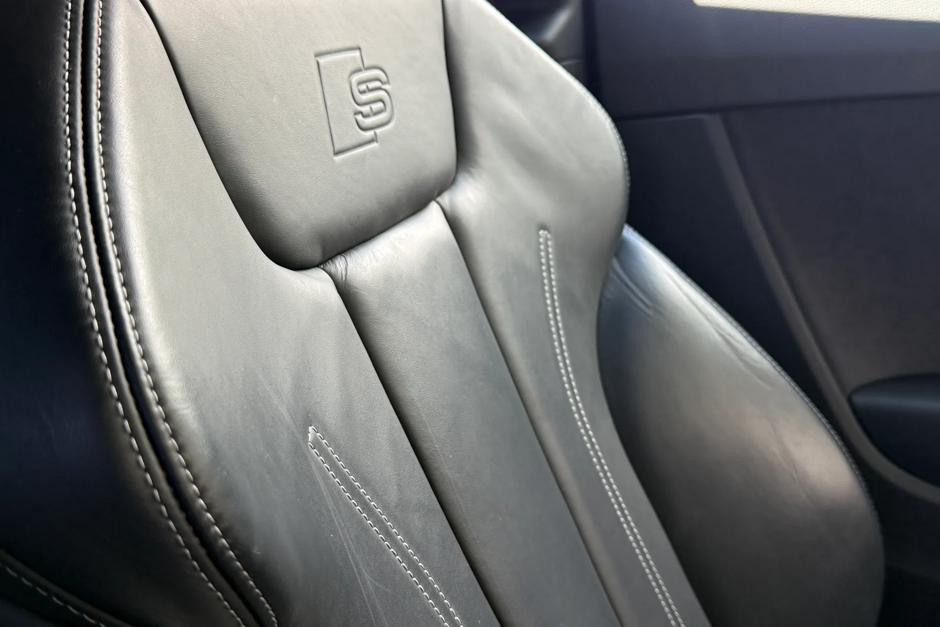 Audi A5 thumbnail image number 22