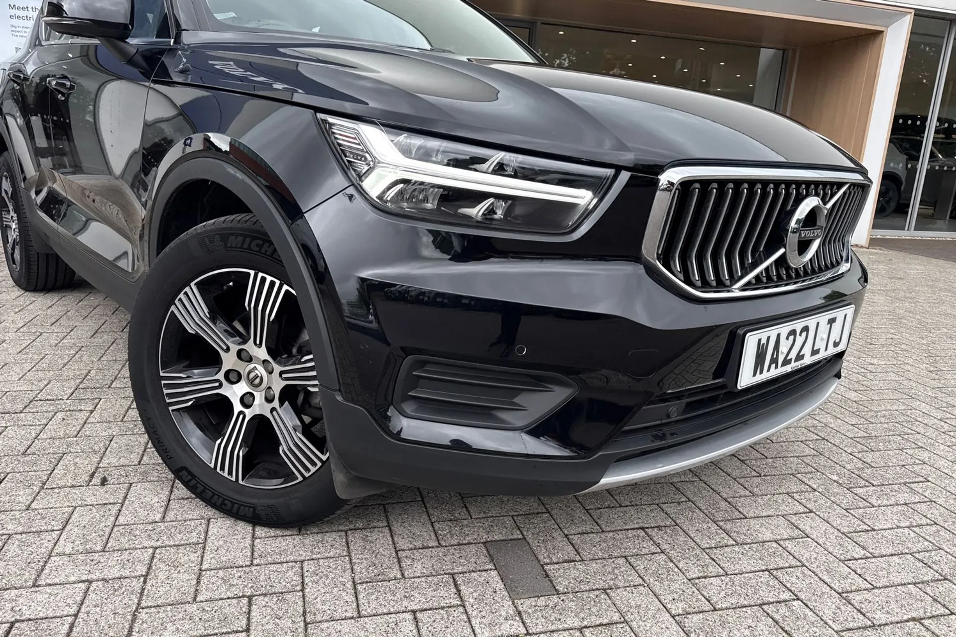 Volvo XC40 thumbnail image number 7