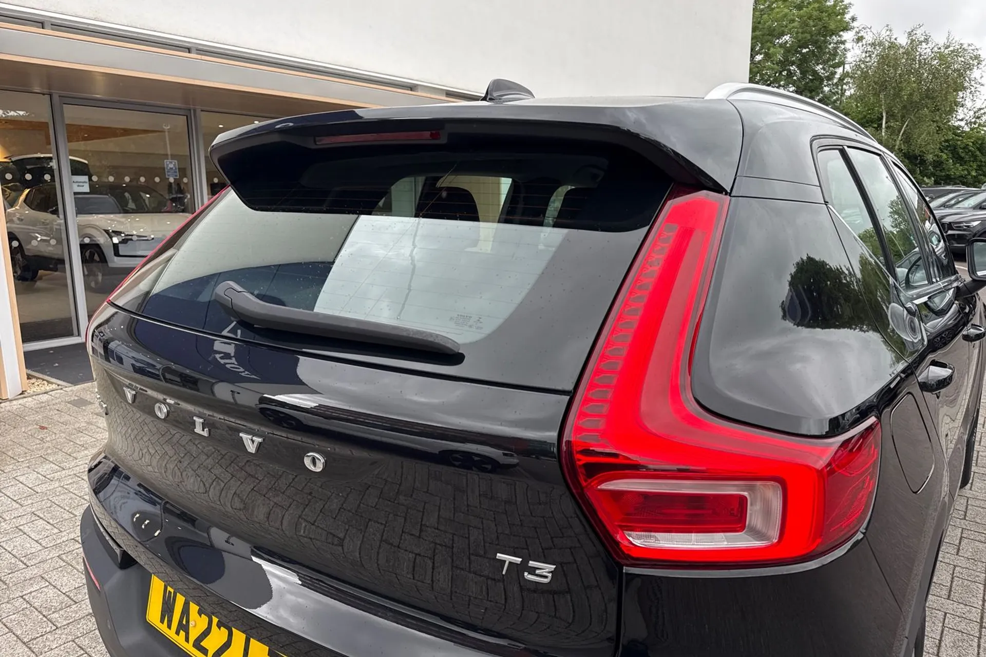Volvo XC40 thumbnail image number 16