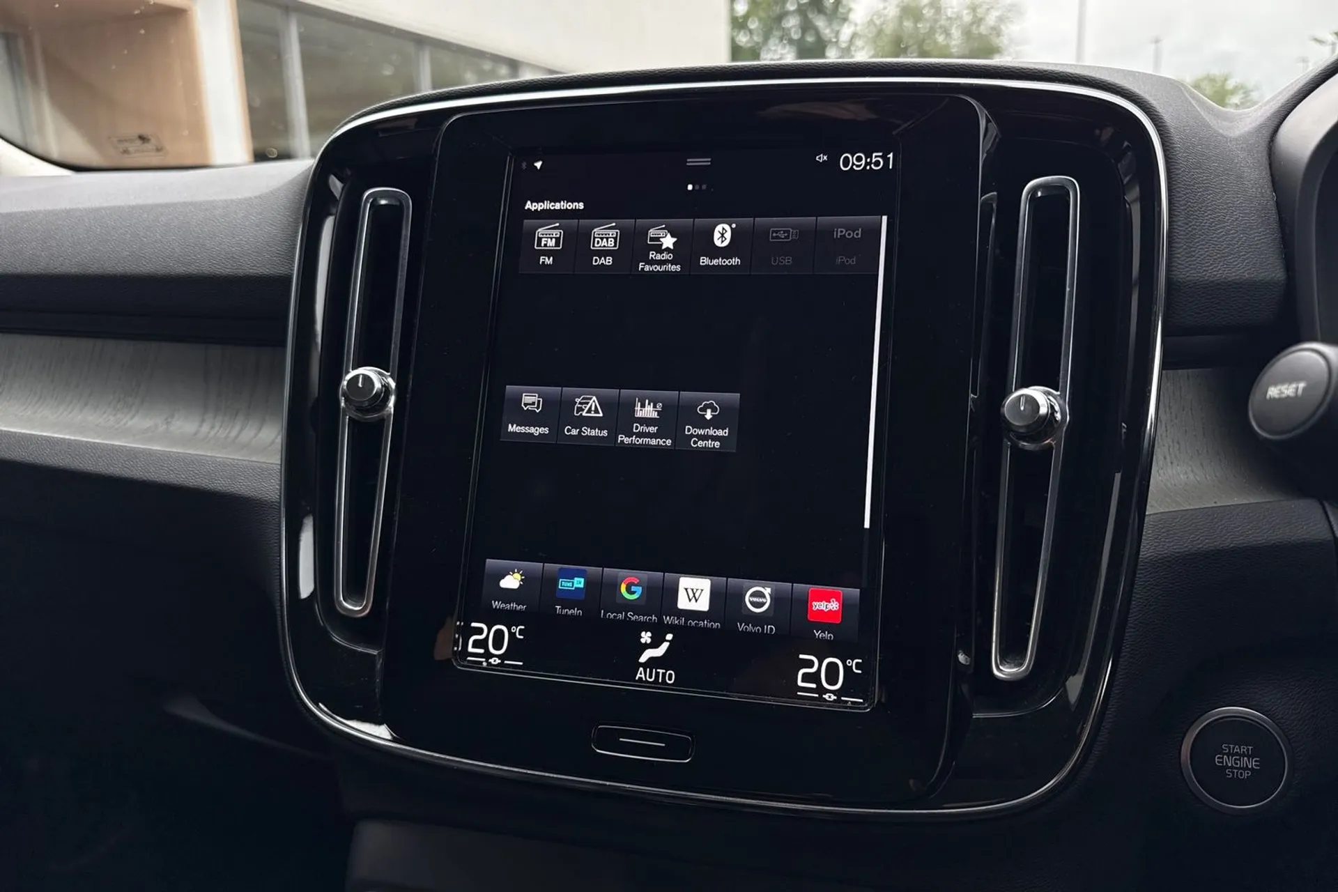 Volvo XC40 thumbnail image number 39