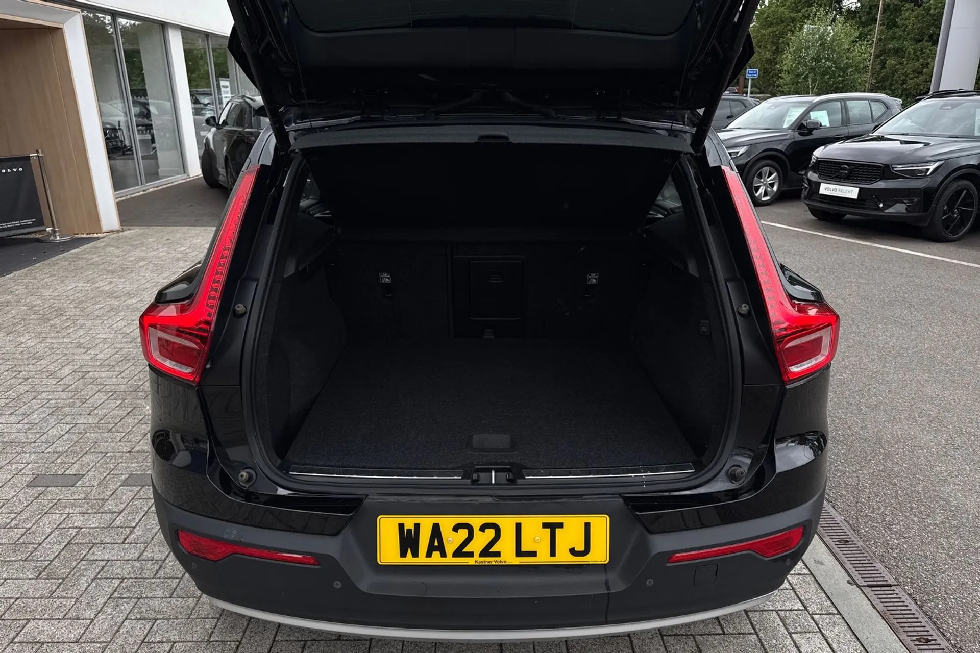 Volvo XC40 thumbnail image number 20