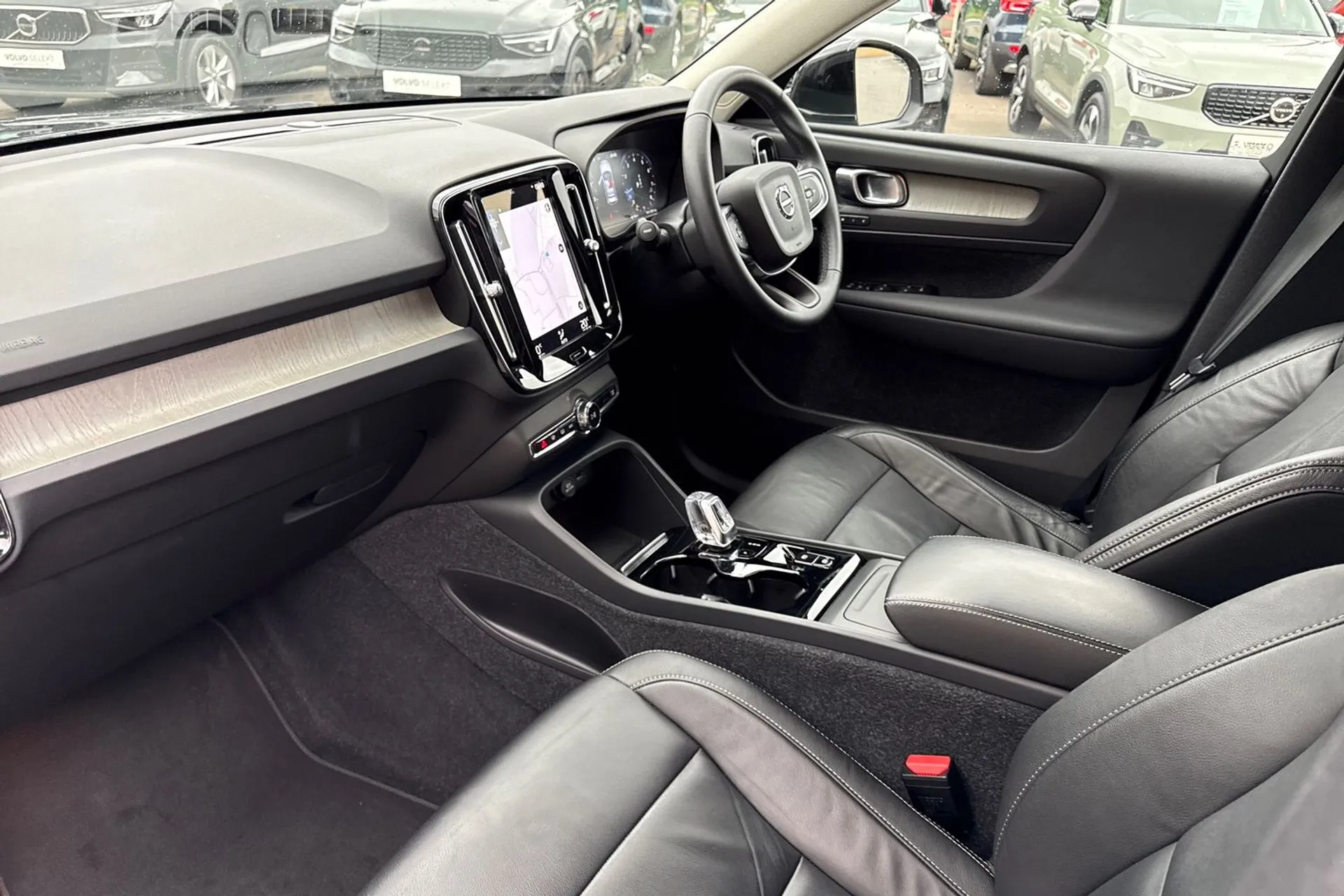 Volvo XC40 thumbnail image number 27