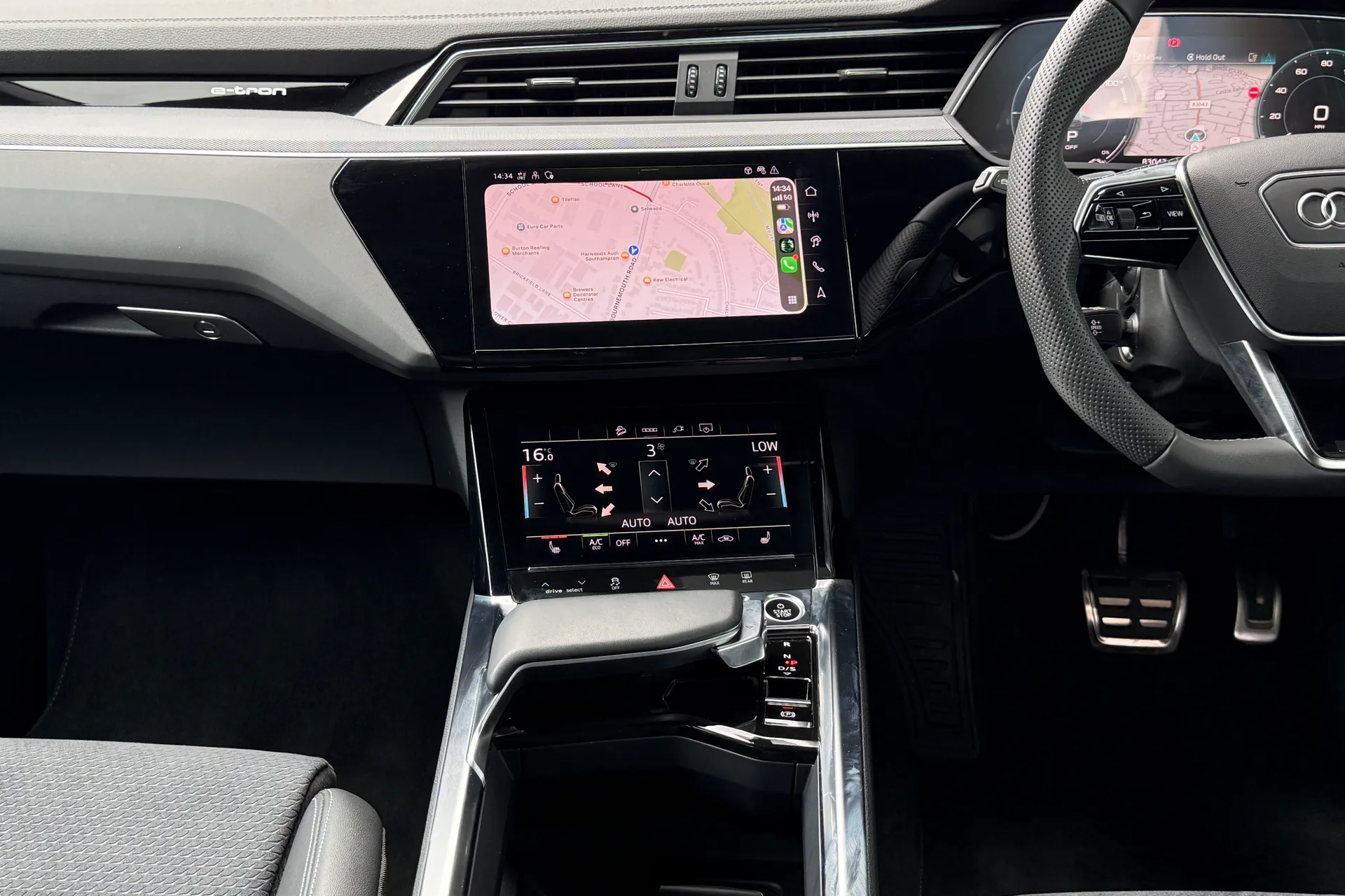 Audi Q8 thumbnail image number 46