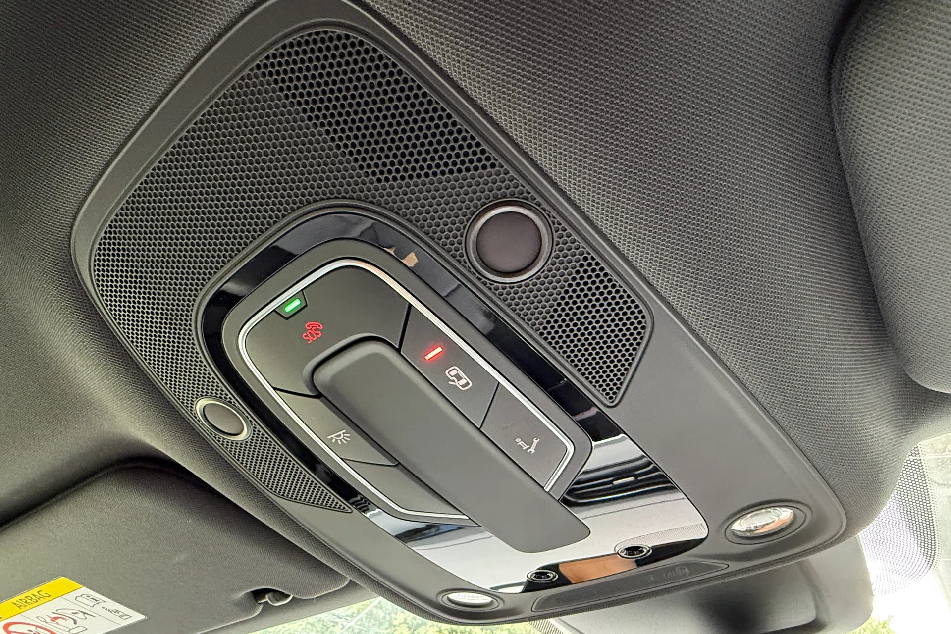 Audi Q8 thumbnail image number 33
