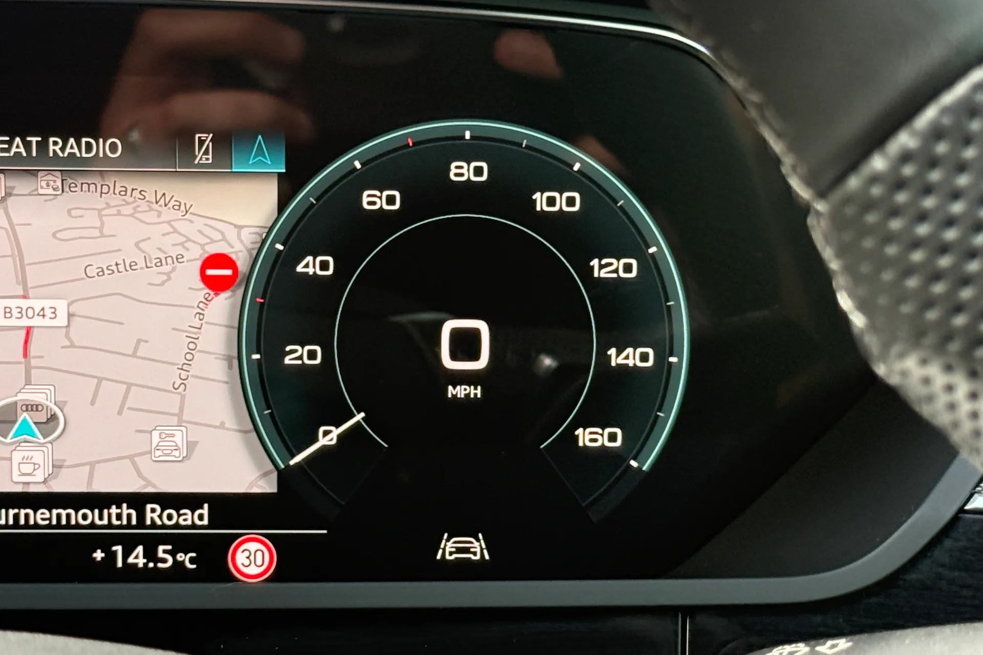 Audi Q8 thumbnail image number 10