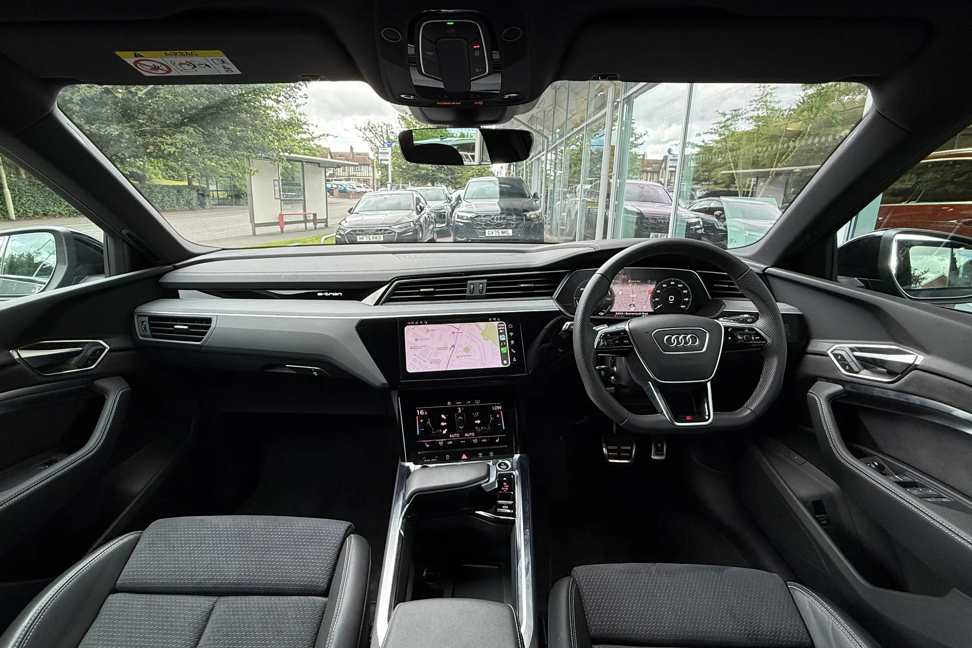 Audi Q8 thumbnail image number 45