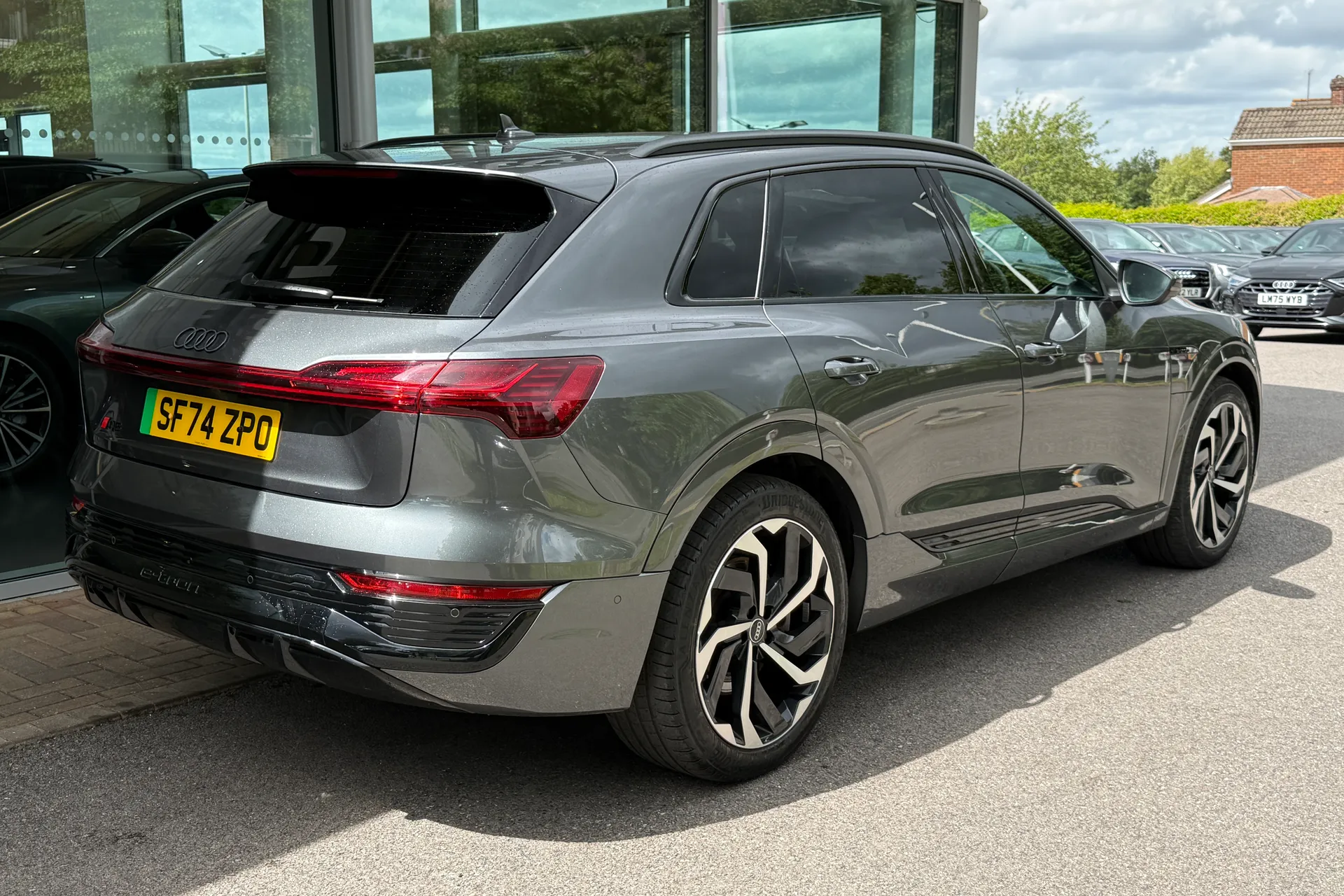 Audi Q8 thumbnail image number 68