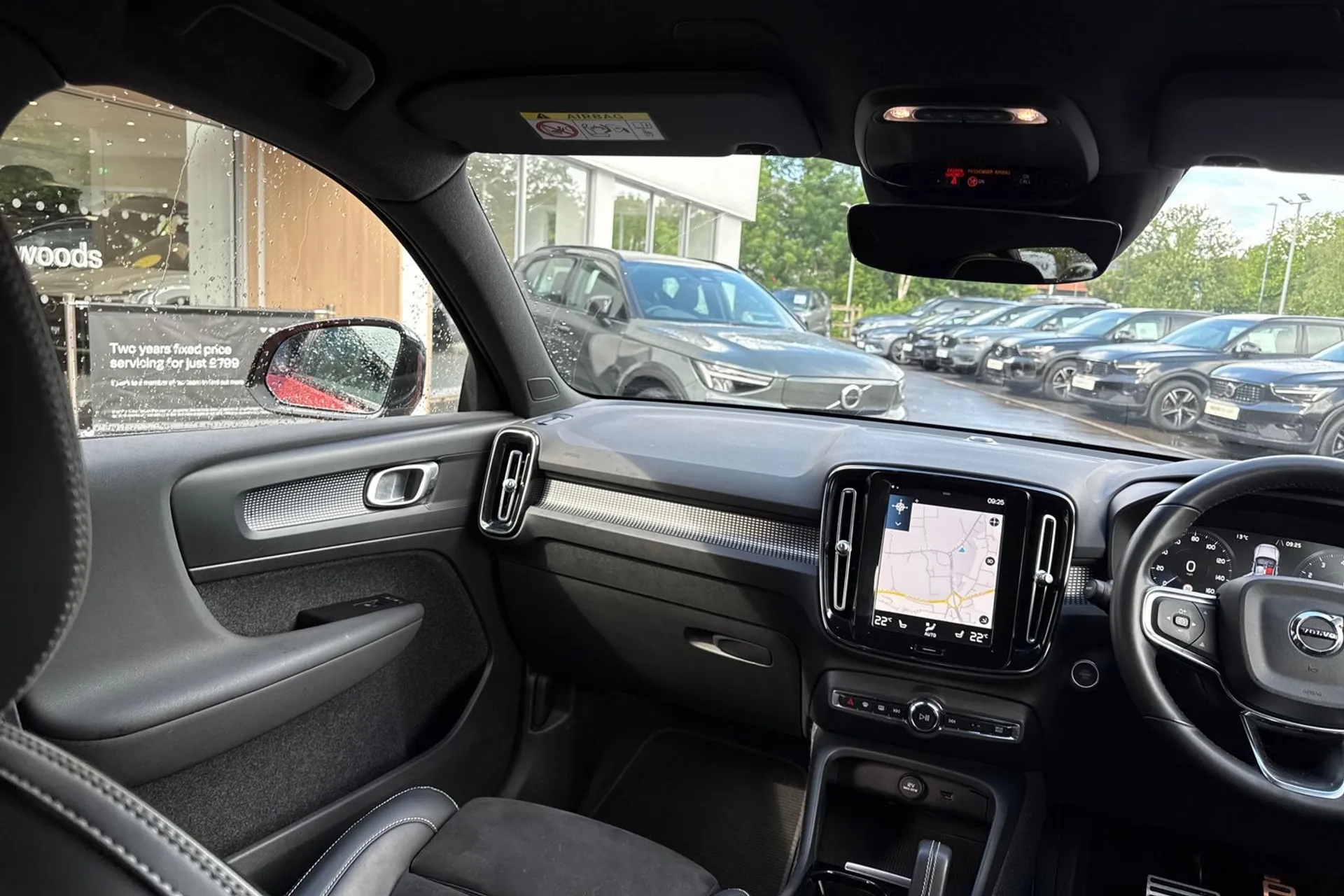 Volvo XC40 thumbnail image number 32