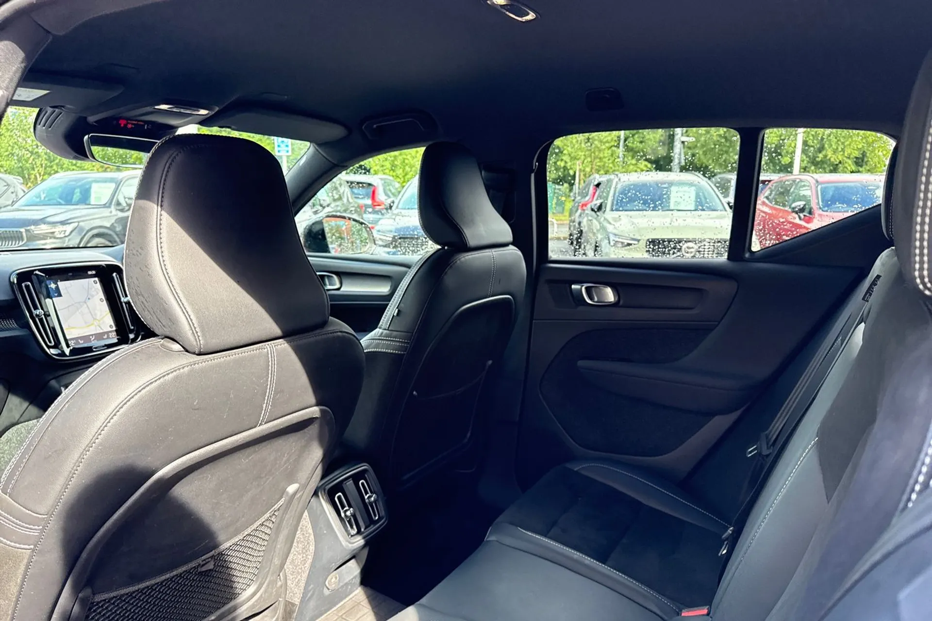 Volvo XC40 thumbnail image number 31