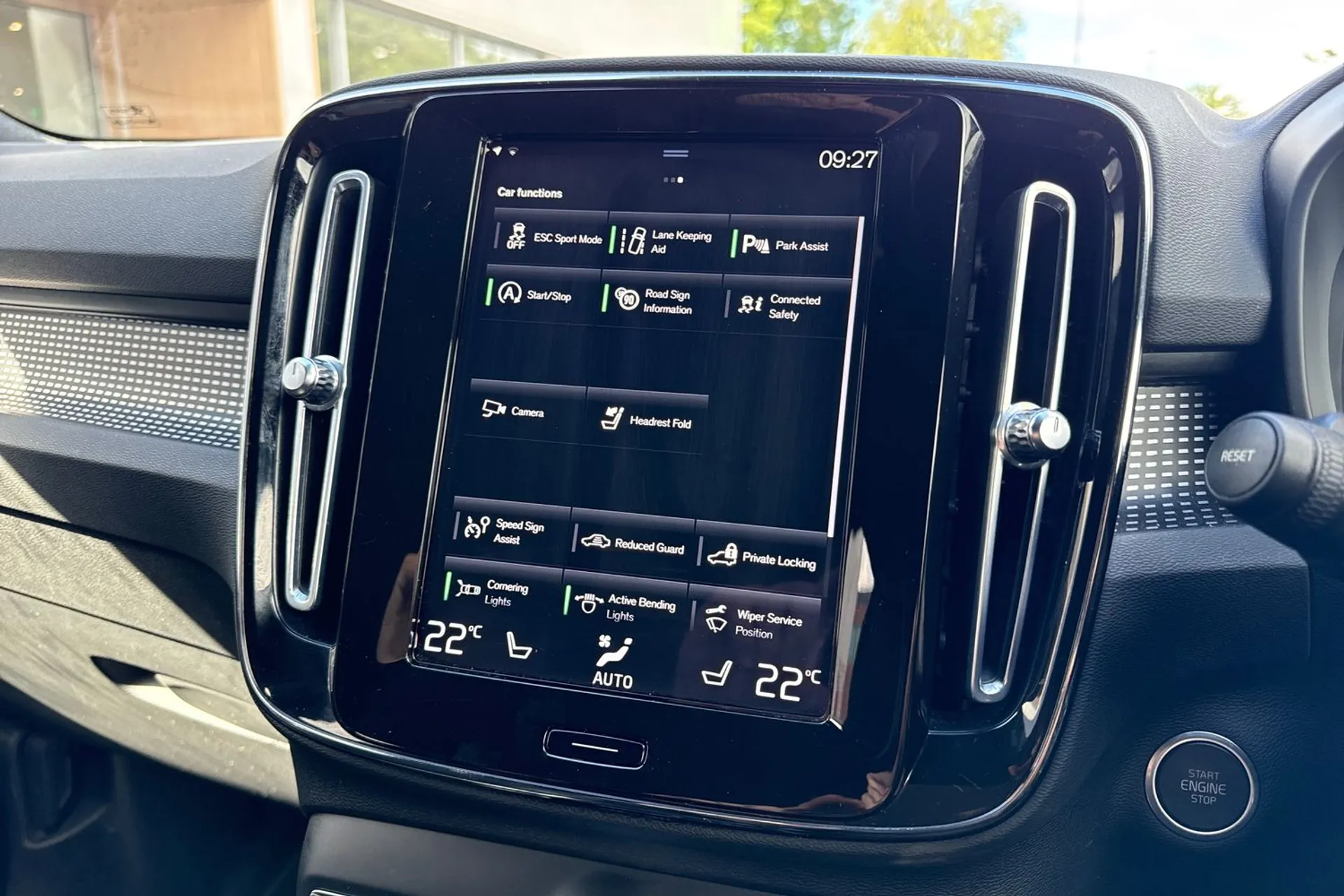 Volvo XC40 thumbnail image number 41