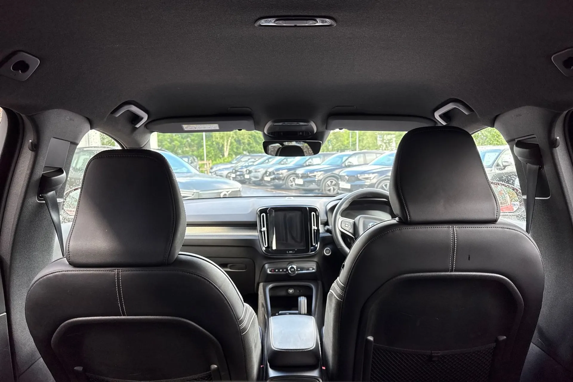 Volvo XC40 thumbnail image number 22