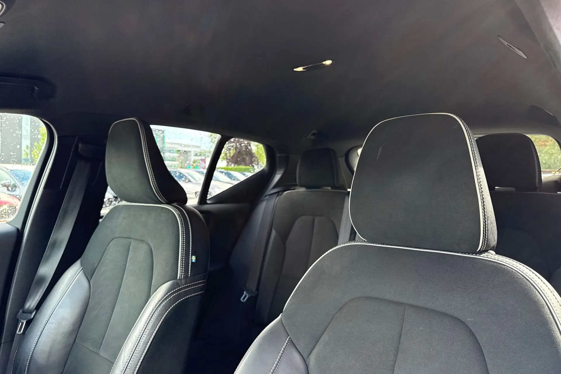 Volvo XC40 thumbnail image number 29