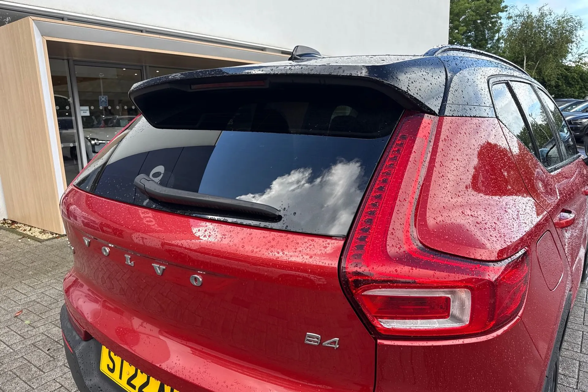 Volvo XC40 thumbnail image number 16
