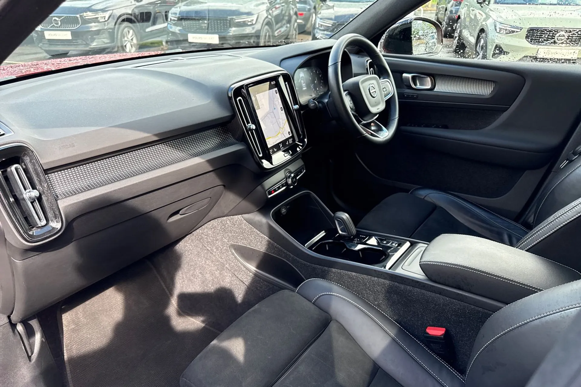 Volvo XC40 thumbnail image number 27