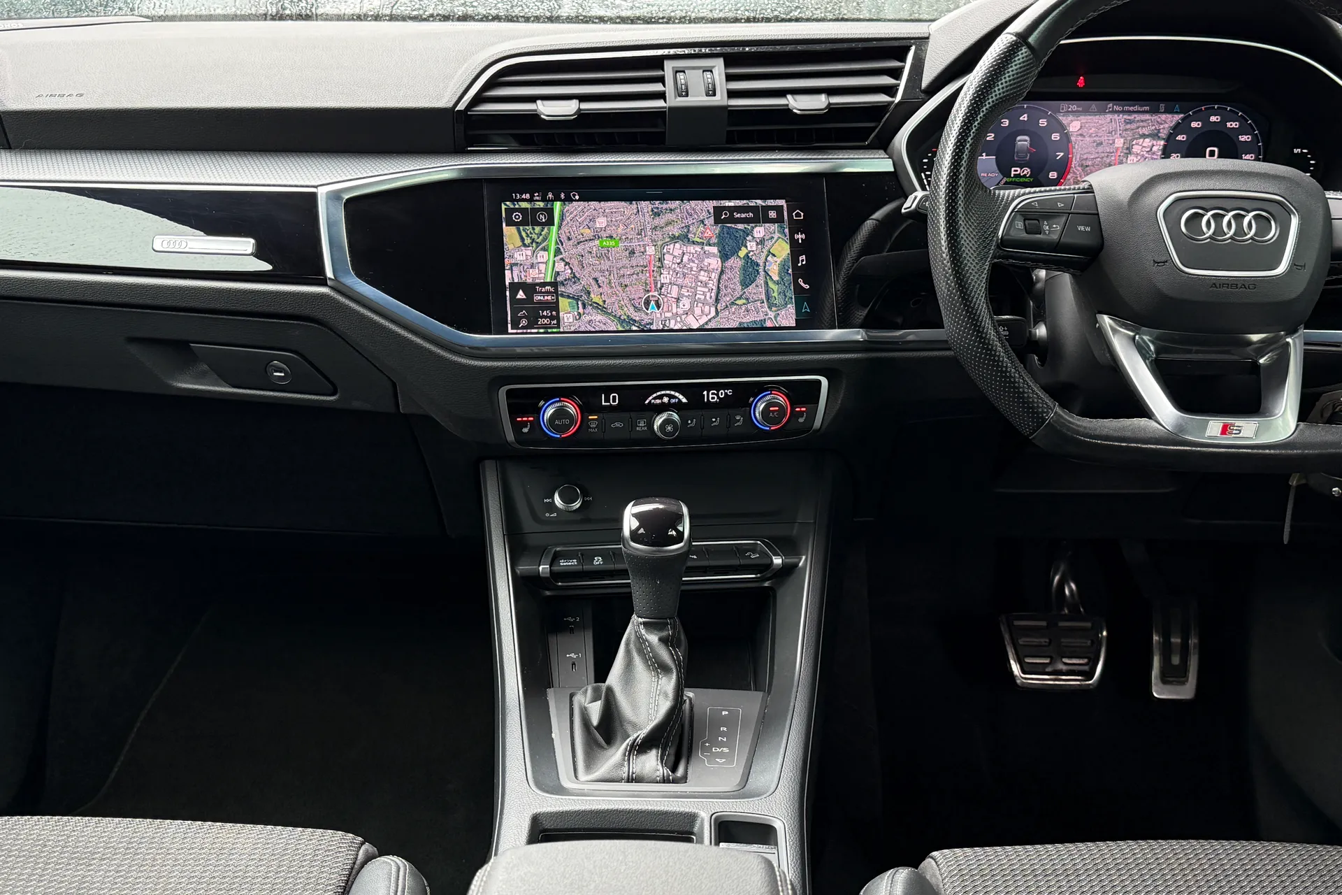 Audi Q3 thumbnail image number 39