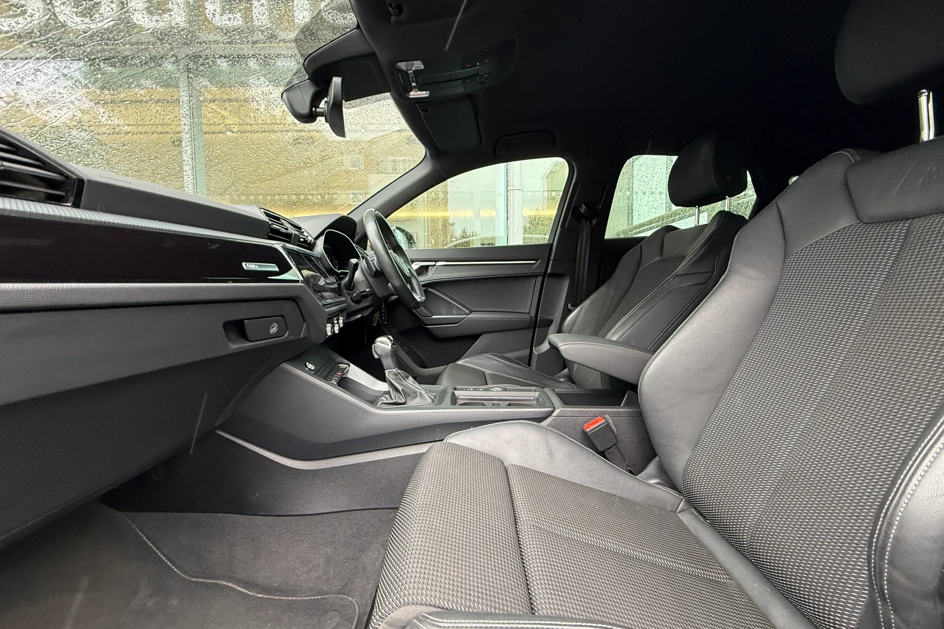 Audi Q3 thumbnail image number 51