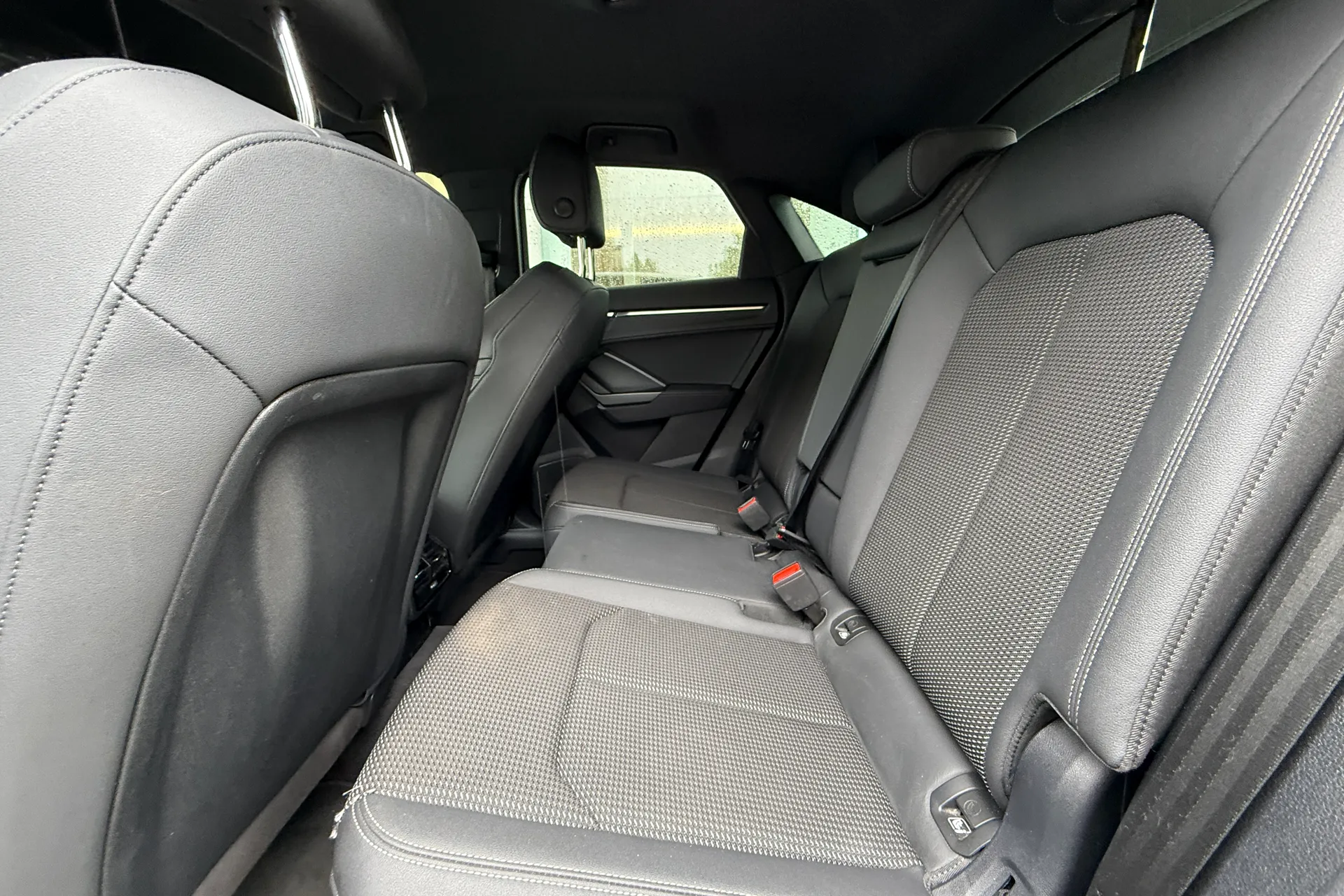 Audi Q3 thumbnail image number 49