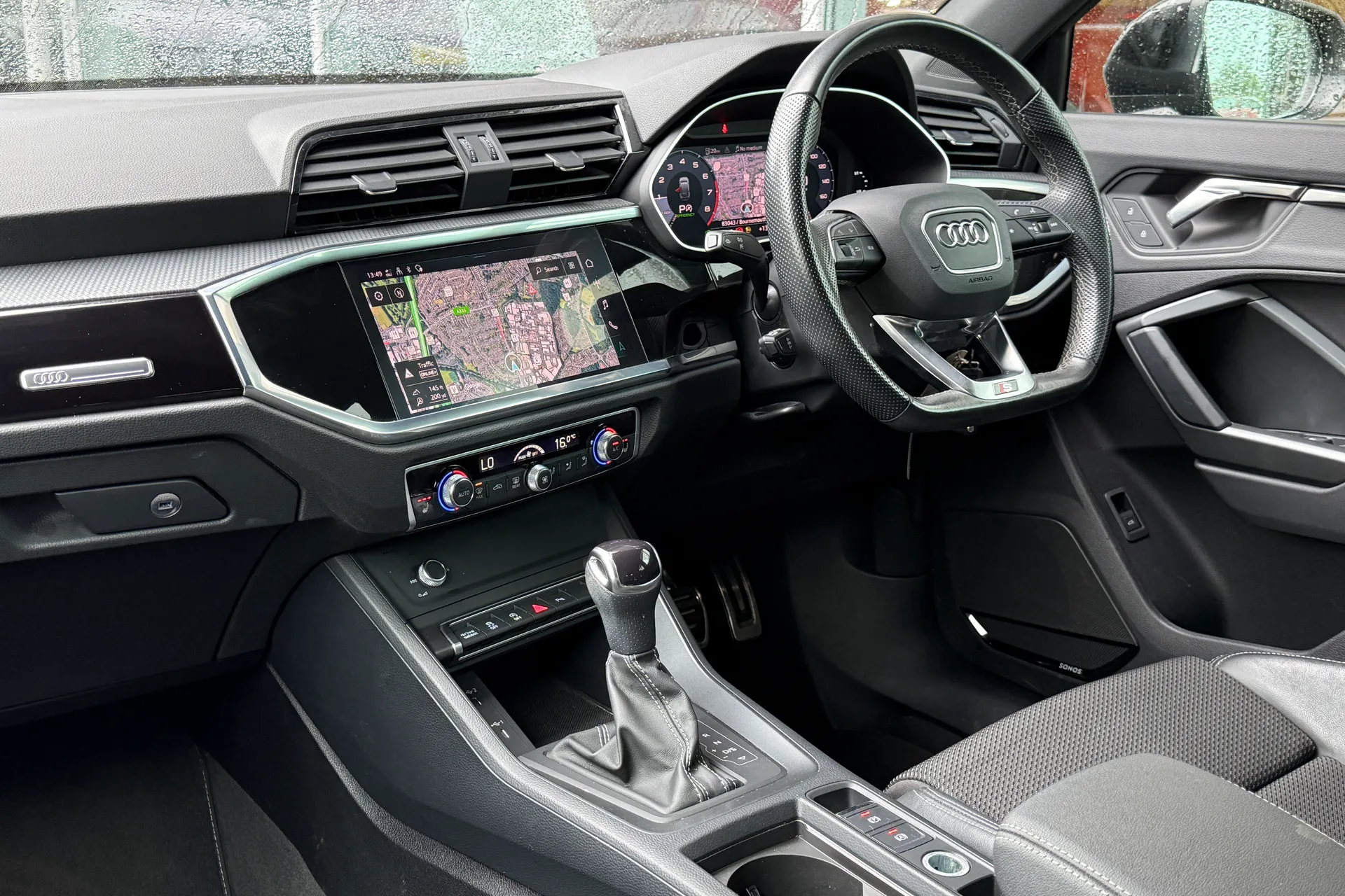 Audi Q3 thumbnail image number 50