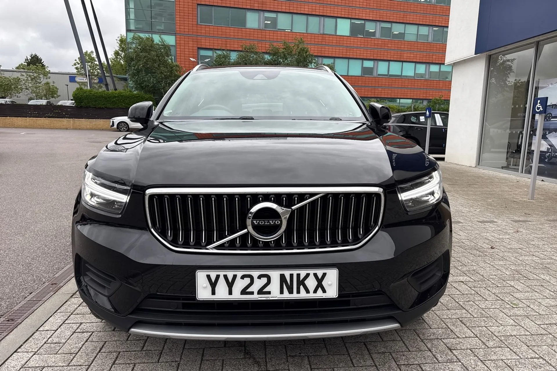 Volvo XC40 thumbnail image number 12