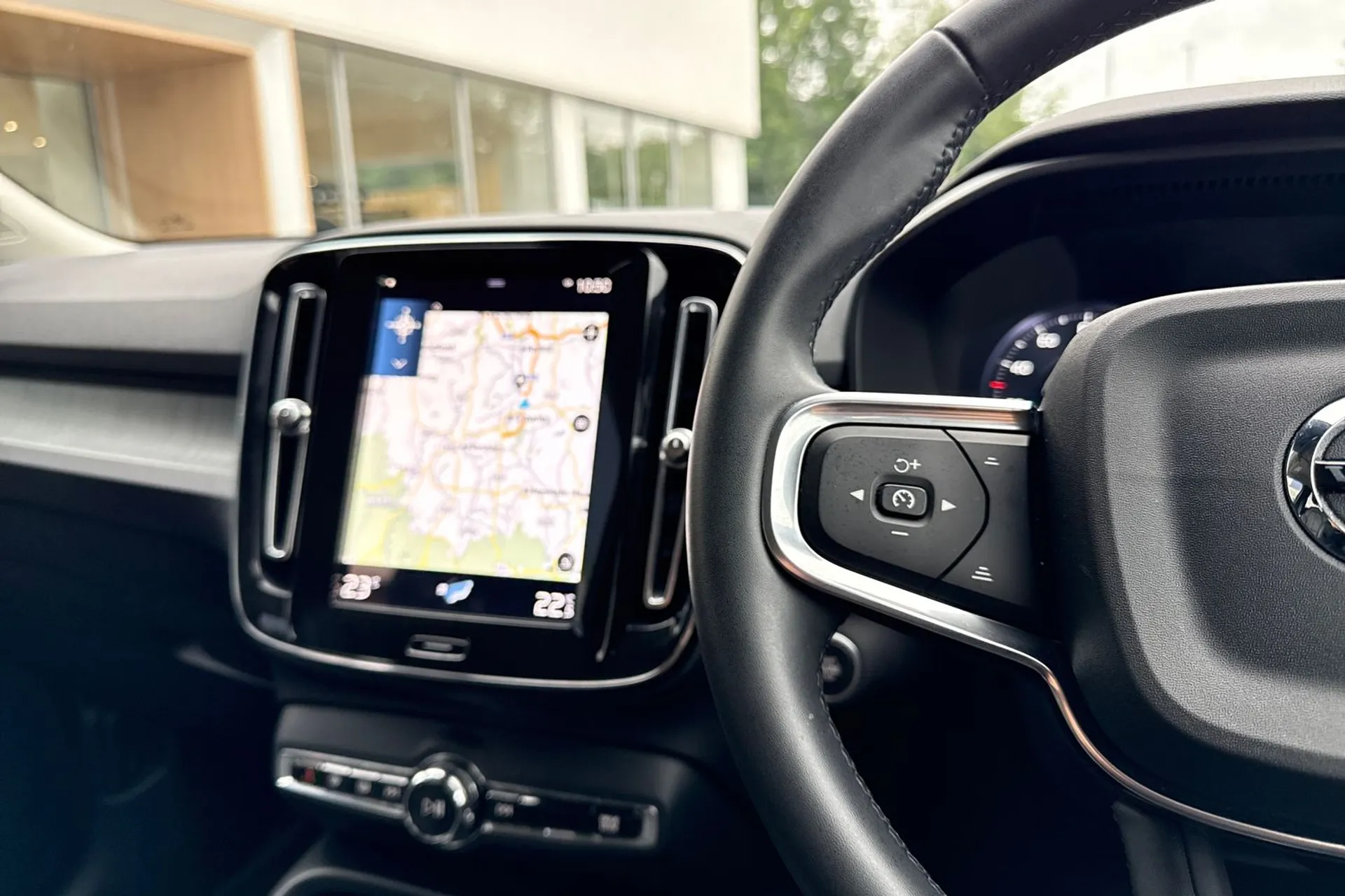 Volvo XC40 thumbnail image number 35