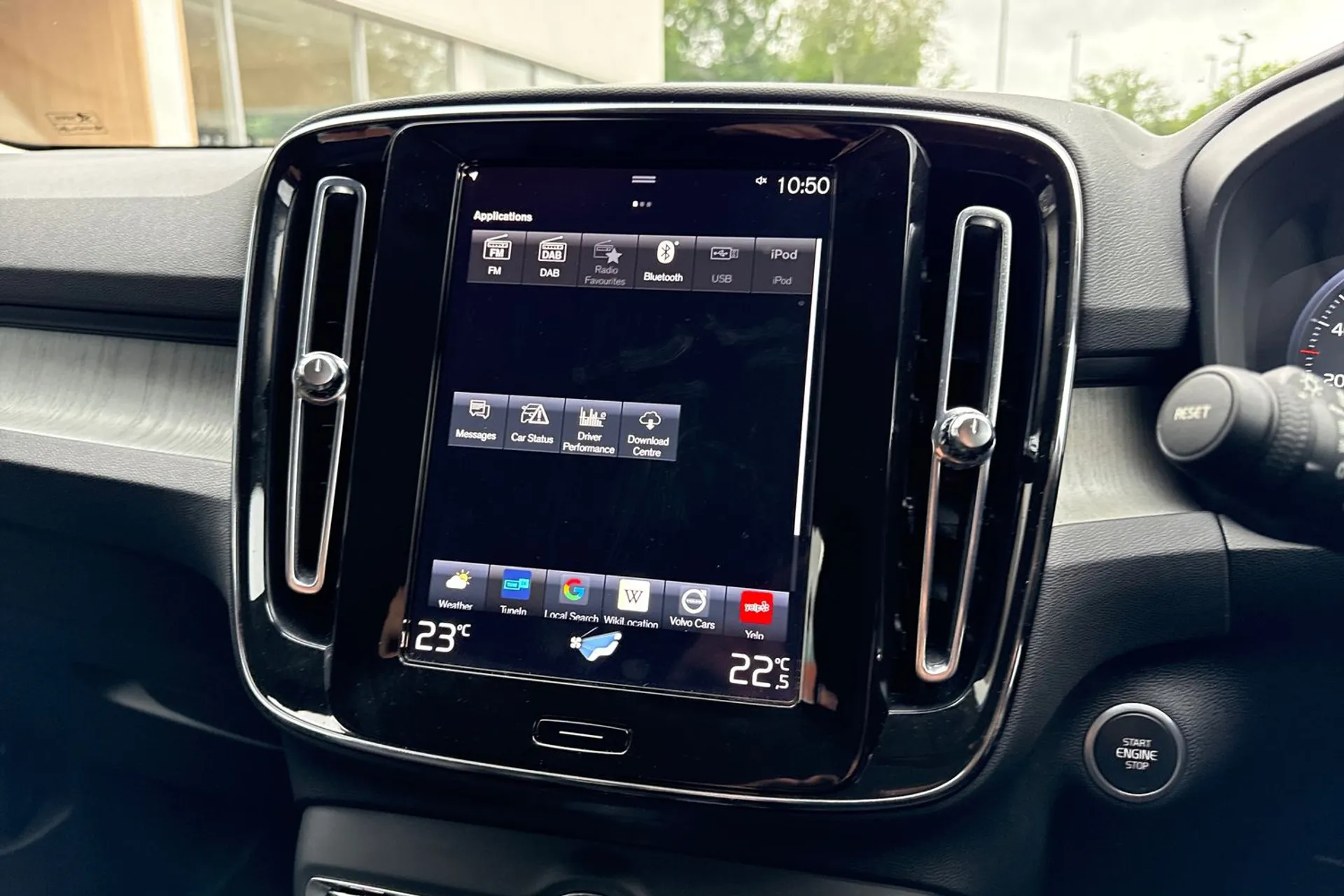 Volvo XC40 thumbnail image number 39