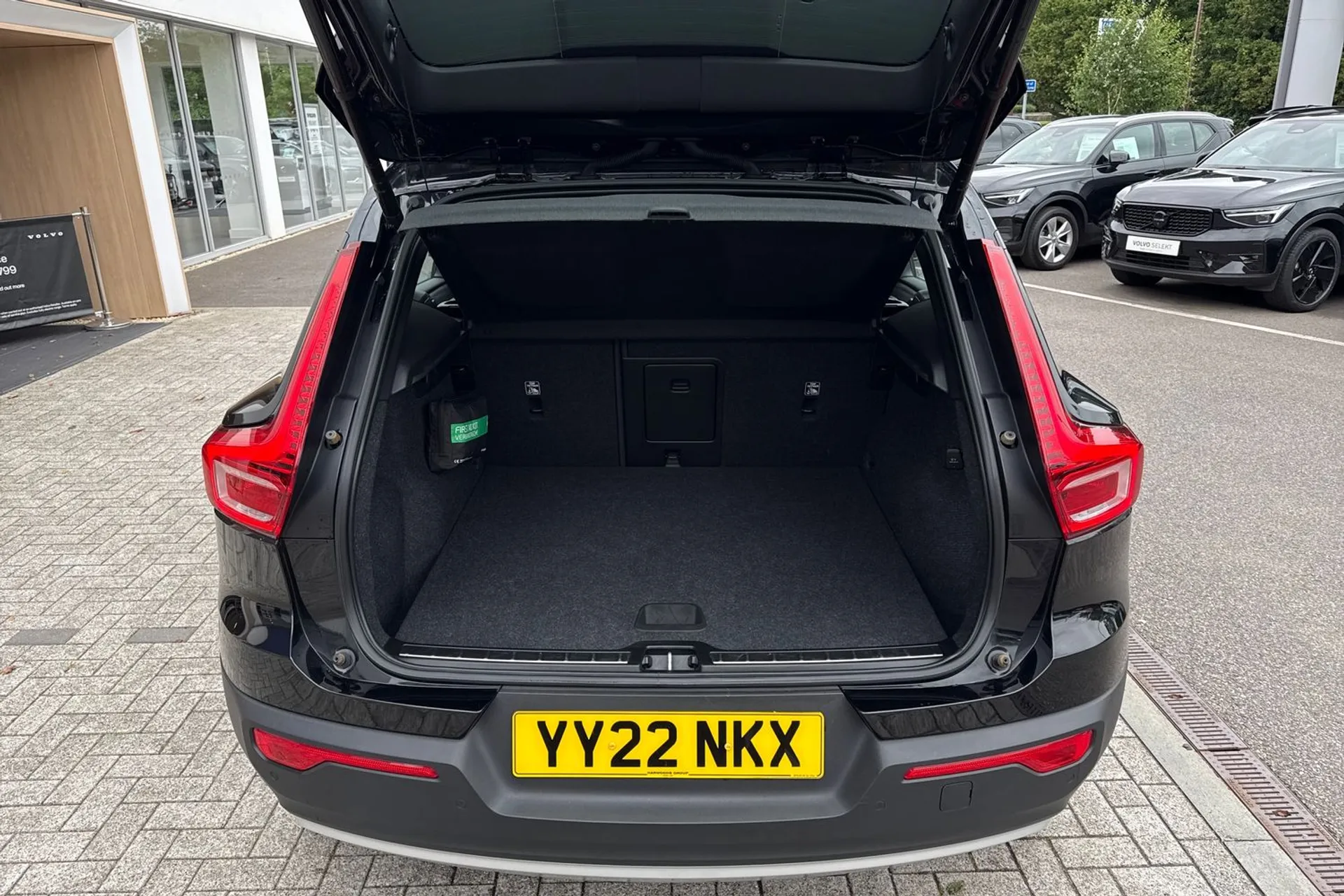 Volvo XC40 thumbnail image number 19