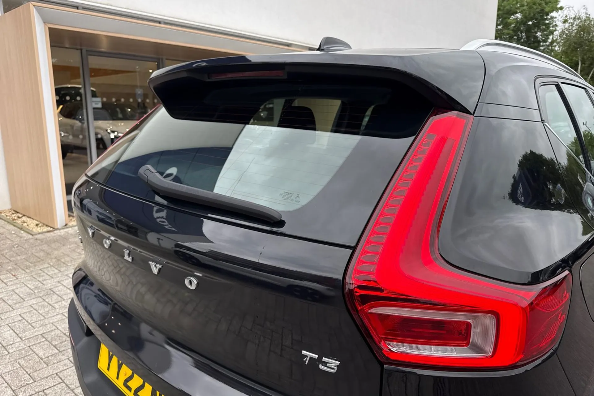 Volvo XC40 thumbnail image number 15
