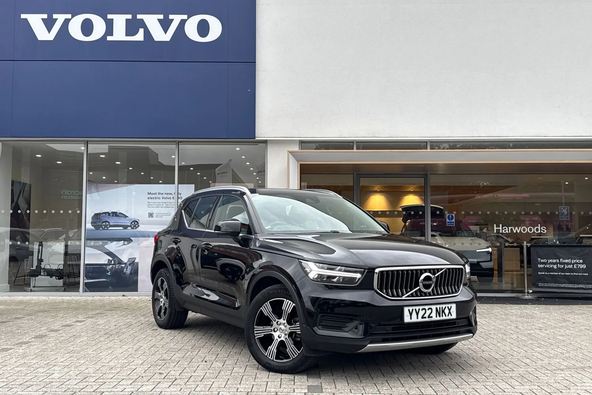 Volvo XC40 focused image
