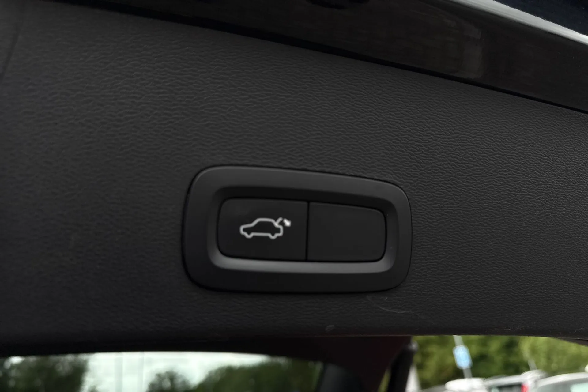 Volvo XC40 thumbnail image number 20