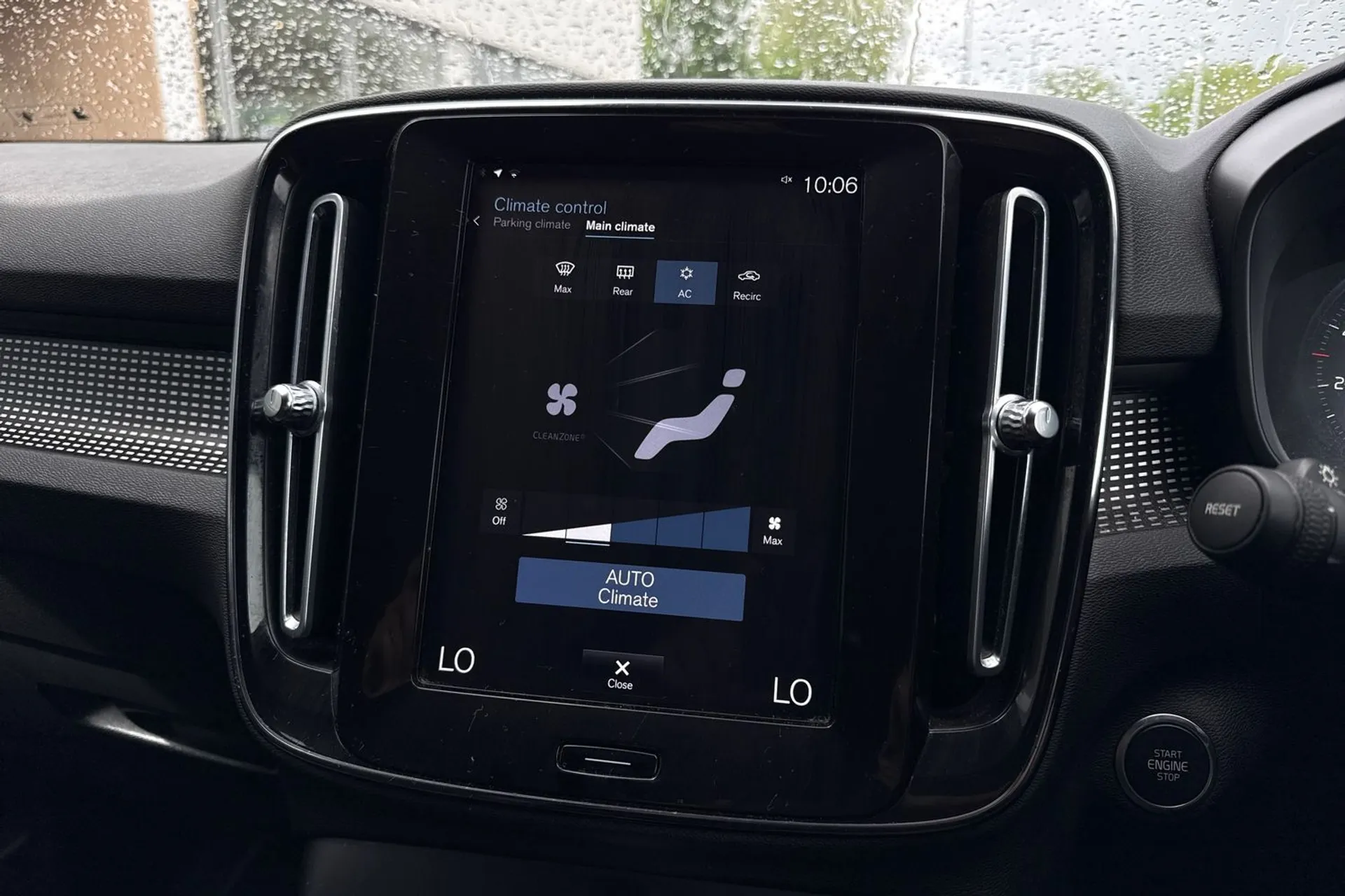 Volvo XC40 thumbnail image number 38
