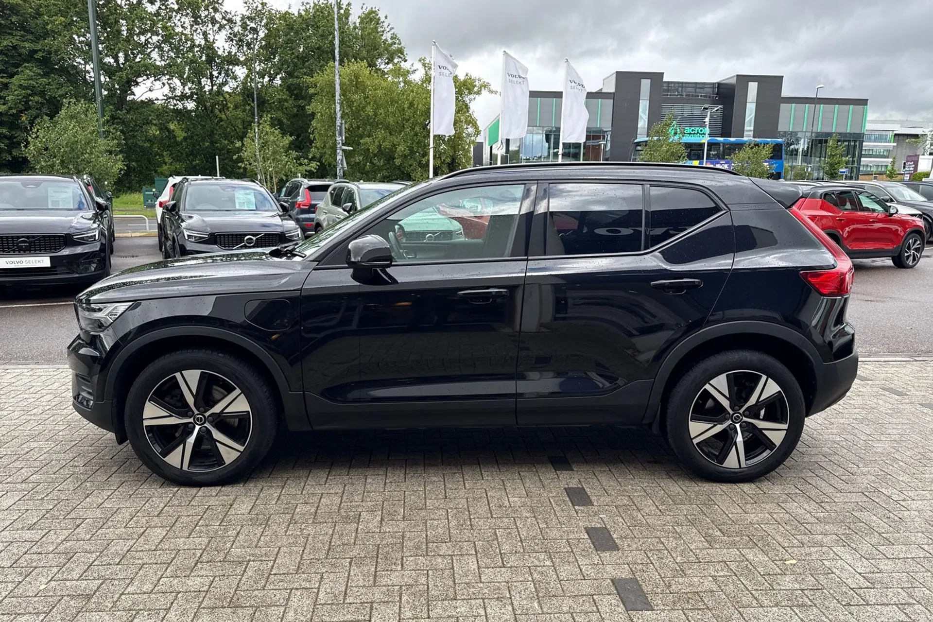 Volvo XC40 thumbnail image number 10