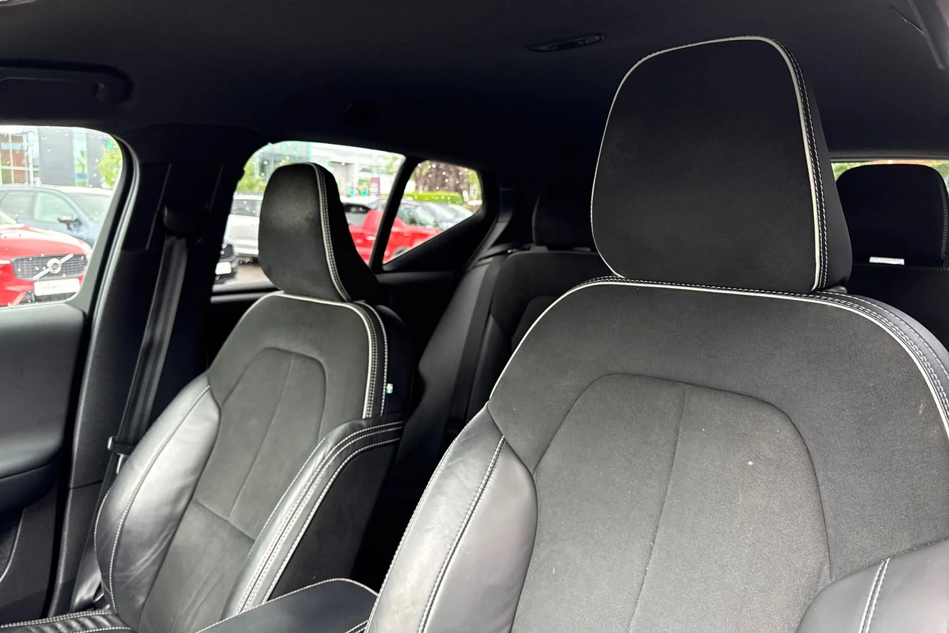 Volvo XC40 thumbnail image number 29