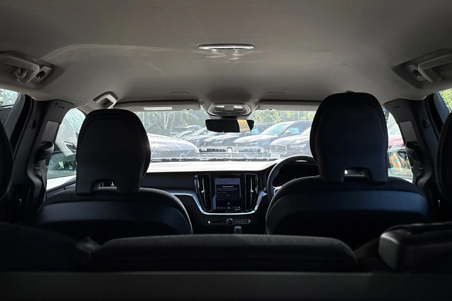 Volvo V60 thumbnail image number 22