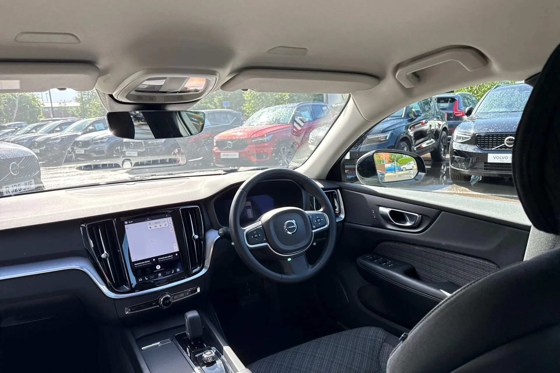 Volvo V60 thumbnail image number 33