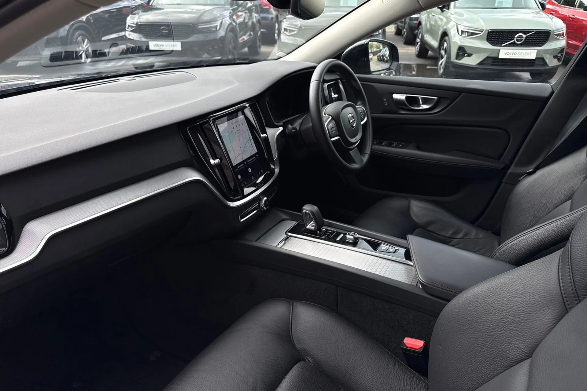 Volvo V60 thumbnail image number 24