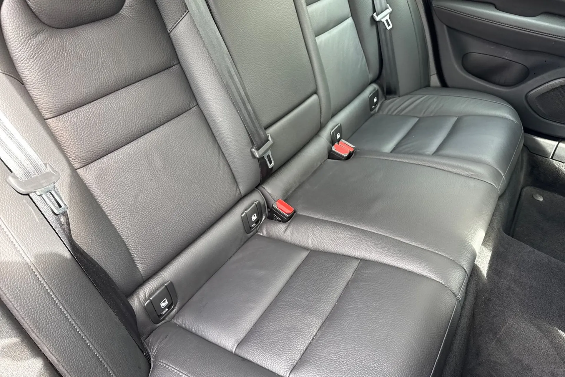Volvo V60 thumbnail image number 20