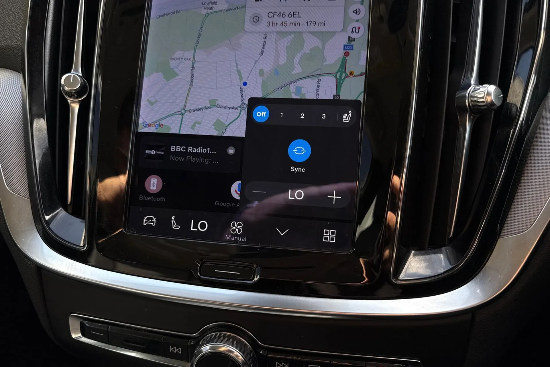 Volvo V60 thumbnail image number 39