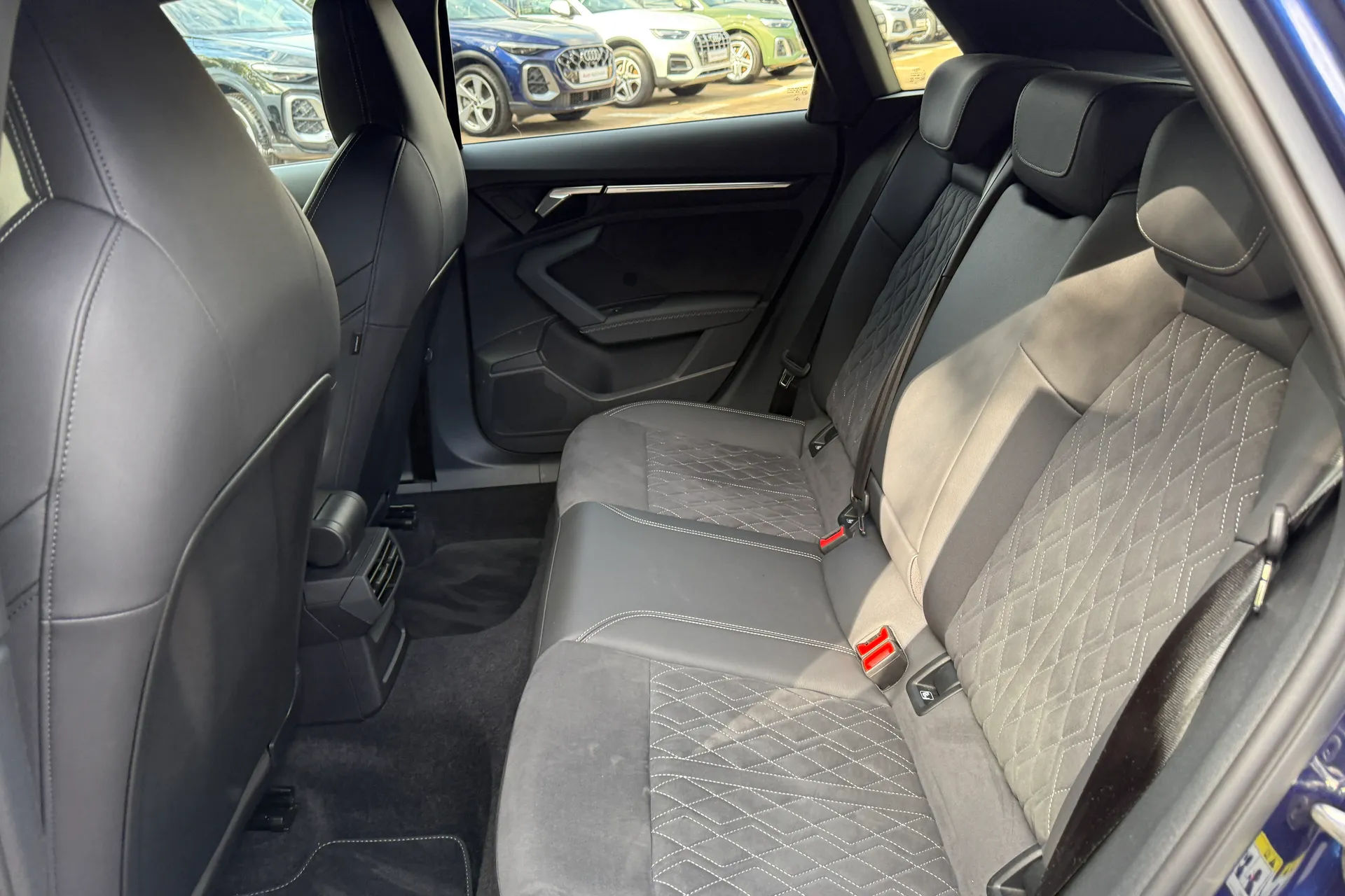 Audi A3 thumbnail image number 42